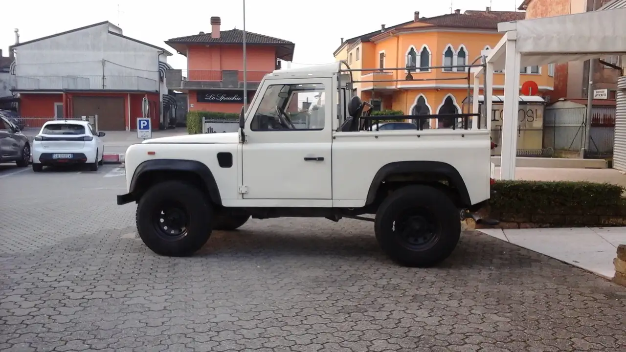 Land Rover Defender 90 2.5 td Soft Top Omologata 6 poti, foto 4