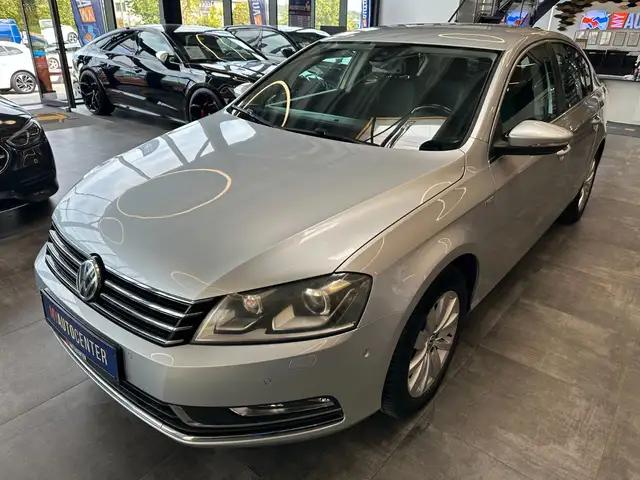 Volkswagen Passat view 23