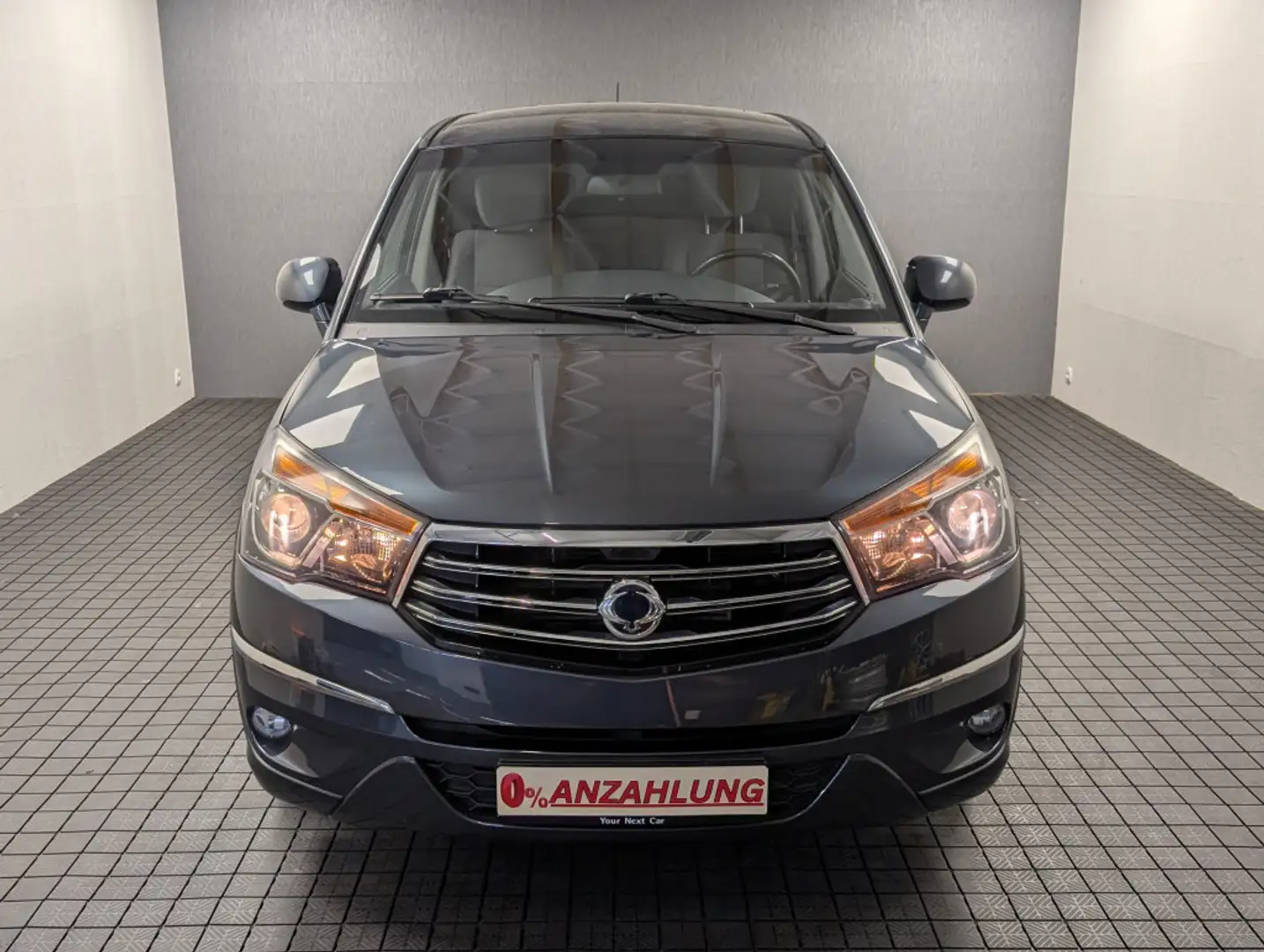 SsangYong Rodius Korando Turismo+7. Sitzer+Navi+Kam+BT+USB Gris - 2
