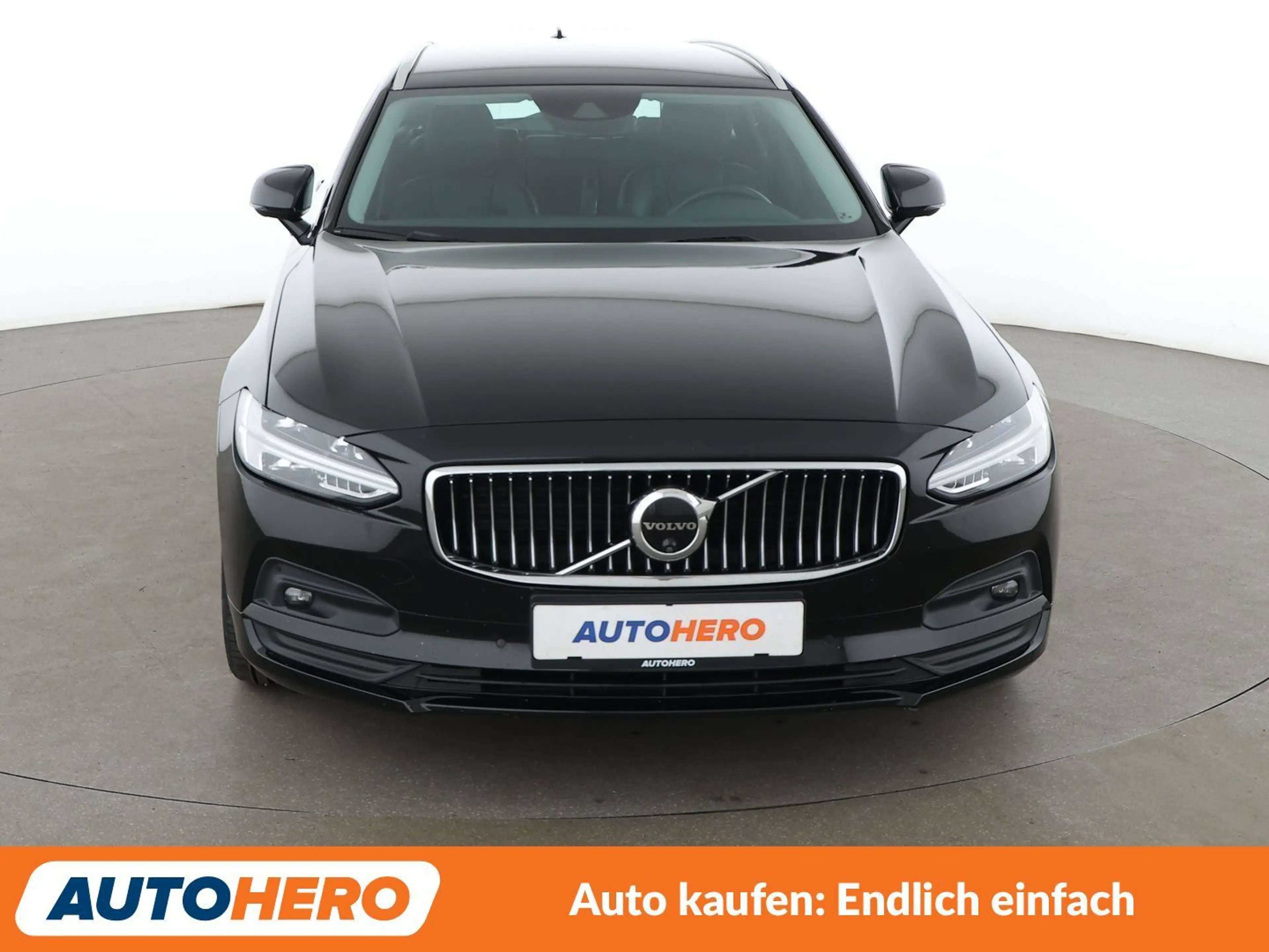 Volvo V90 2.0 D3 Momentum Pro Aut.*NAVI*LED*ACC*CAM*PDC*SHZ* — photo 9