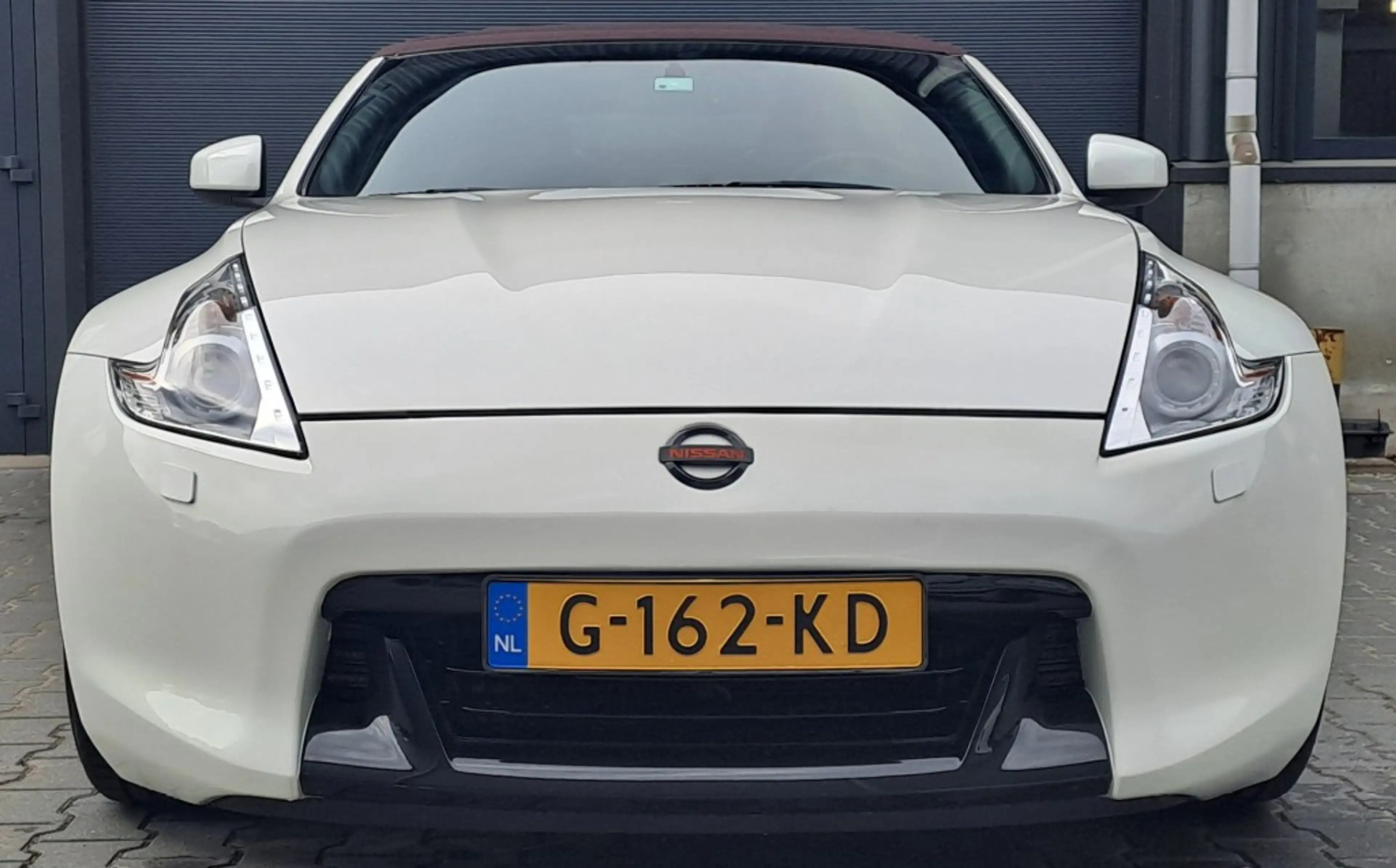 Nissan 370Z 3.7 V6/338pk/AUT/7 Traps/Xenon/Navi/Recaro/Nismo/T — photo 9
