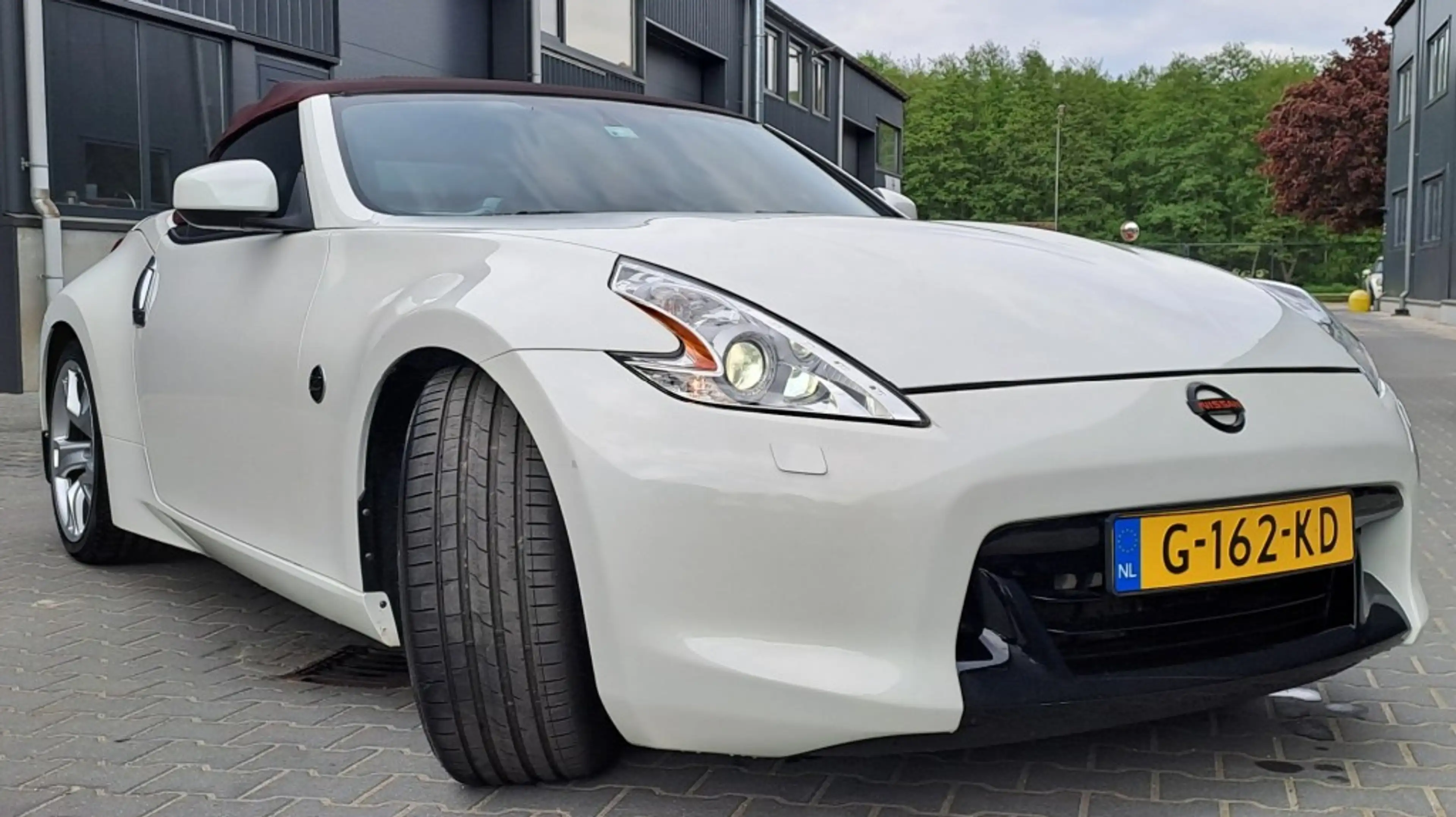 Nissan 370Z 3.7 V6/338pk/AUT/7 Traps/Xenon/Navi/Recaro/Nismo/T — photo 6