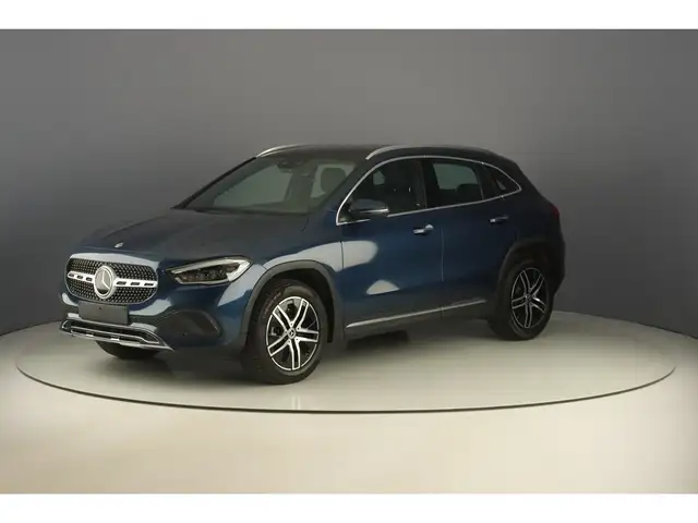 Mercedes-Benz GLA 250 e 218PK Pack Business Plus & Drive Assist