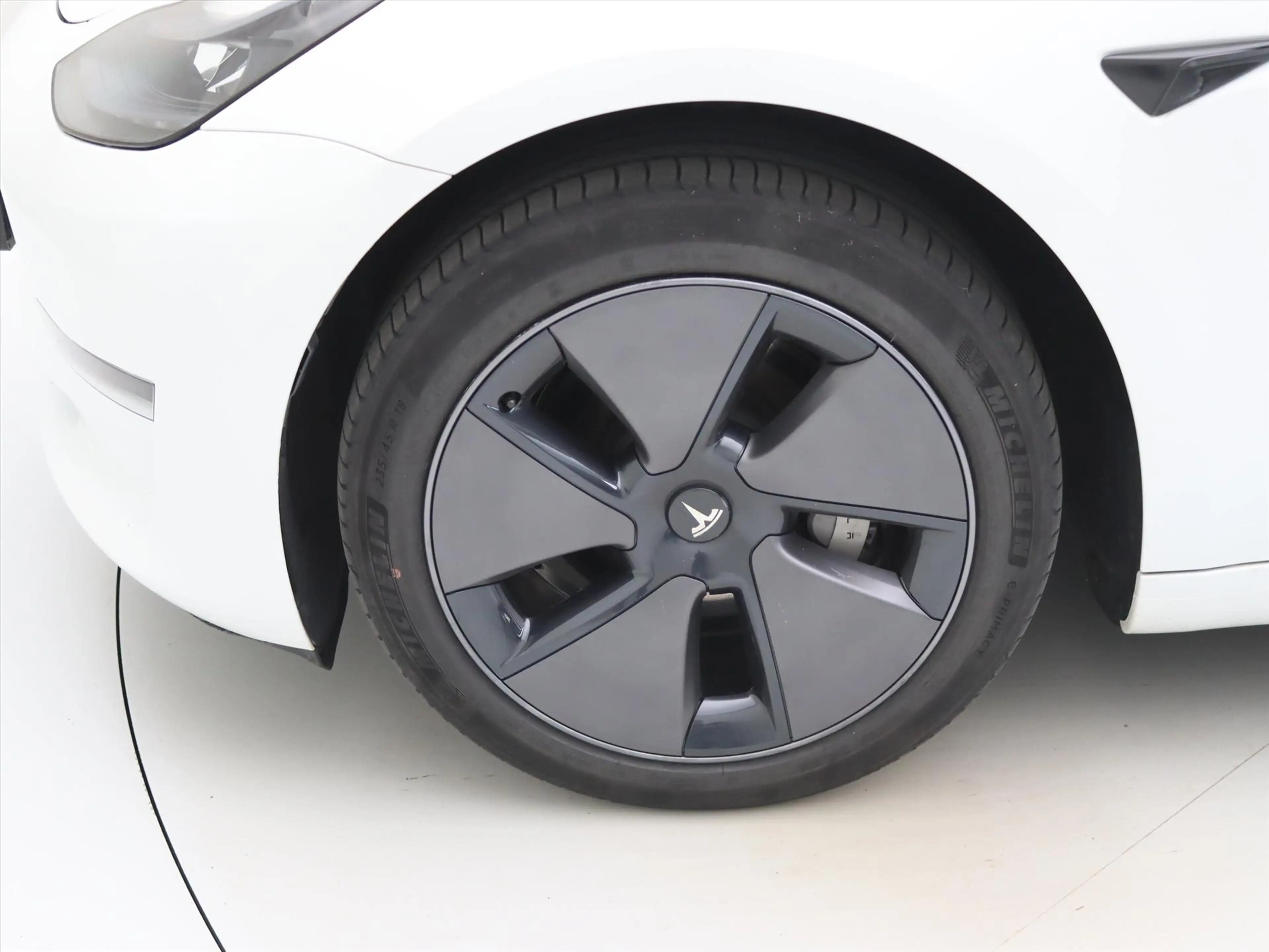 Tesla Model 3 Long-Range RWD 351pk 75 kWh 94% SoH UPGRADE [ RYZE — photo 13