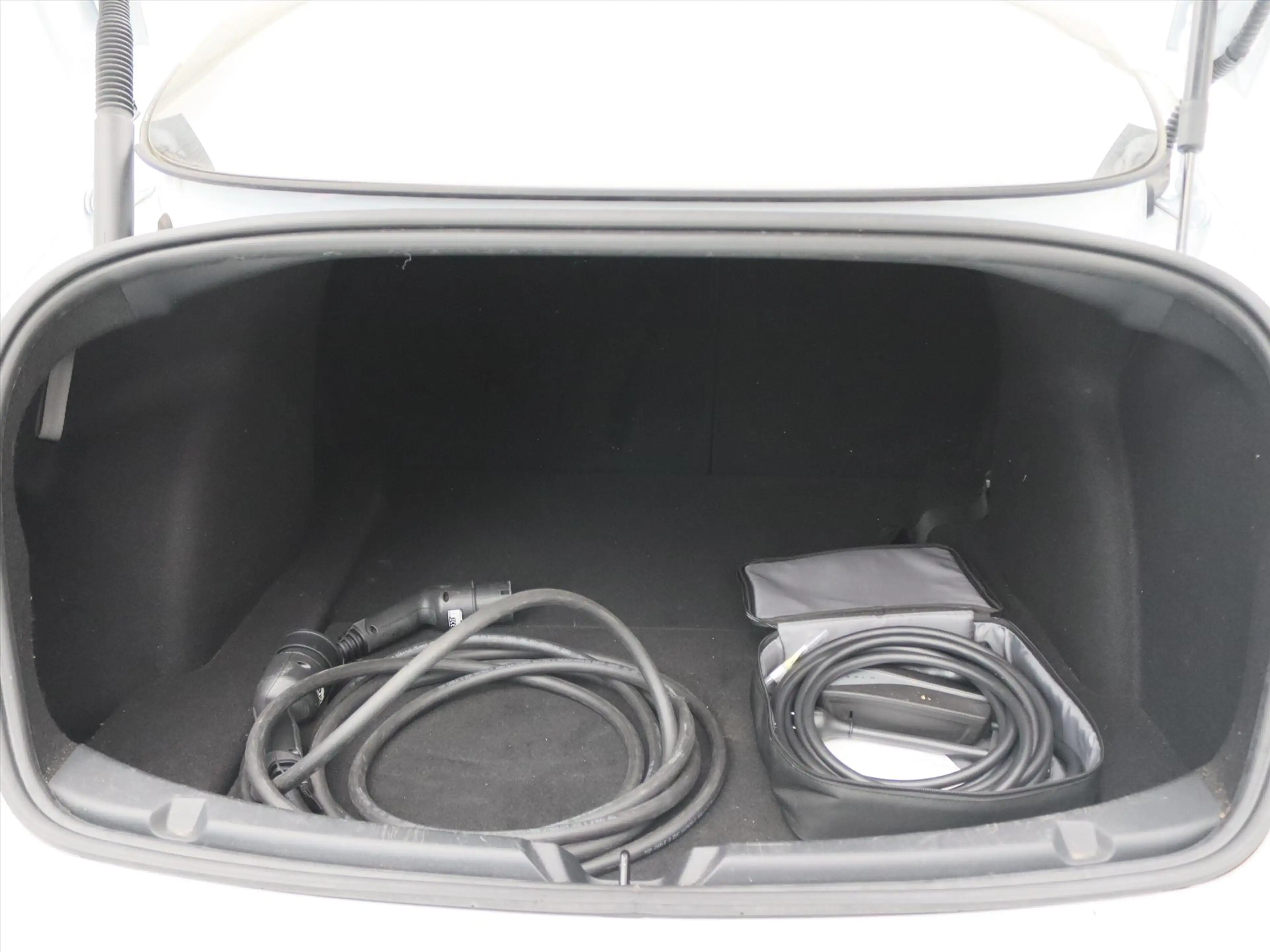 Tesla Model 3 Long-Range RWD 351pk 75 kWh 94% SoH UPGRADE [ RYZE — photo 25