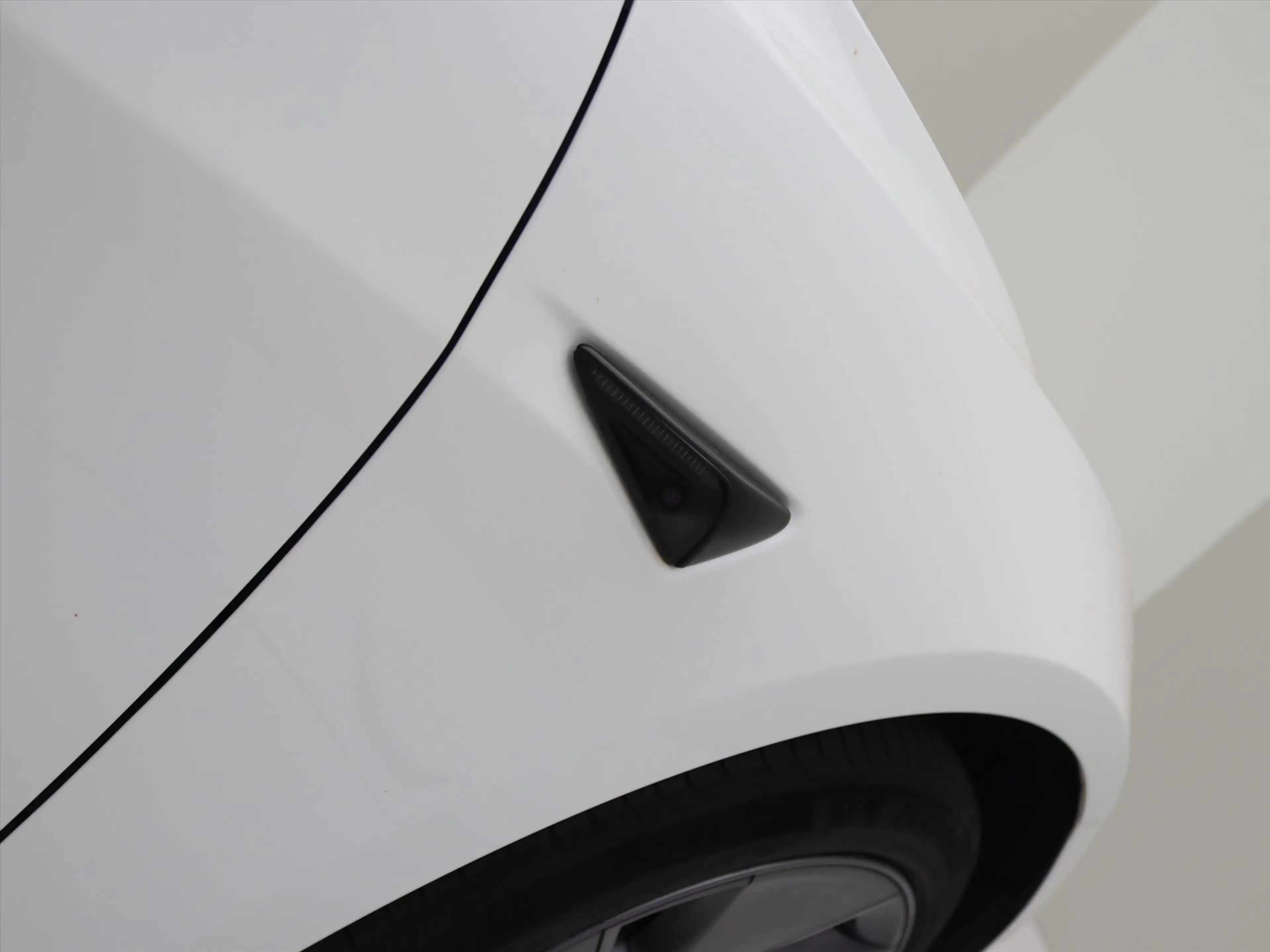 Tesla Model 3 Long-Range RWD 351pk 75 kWh 94% SoH UPGRADE [ RYZE — photo 27