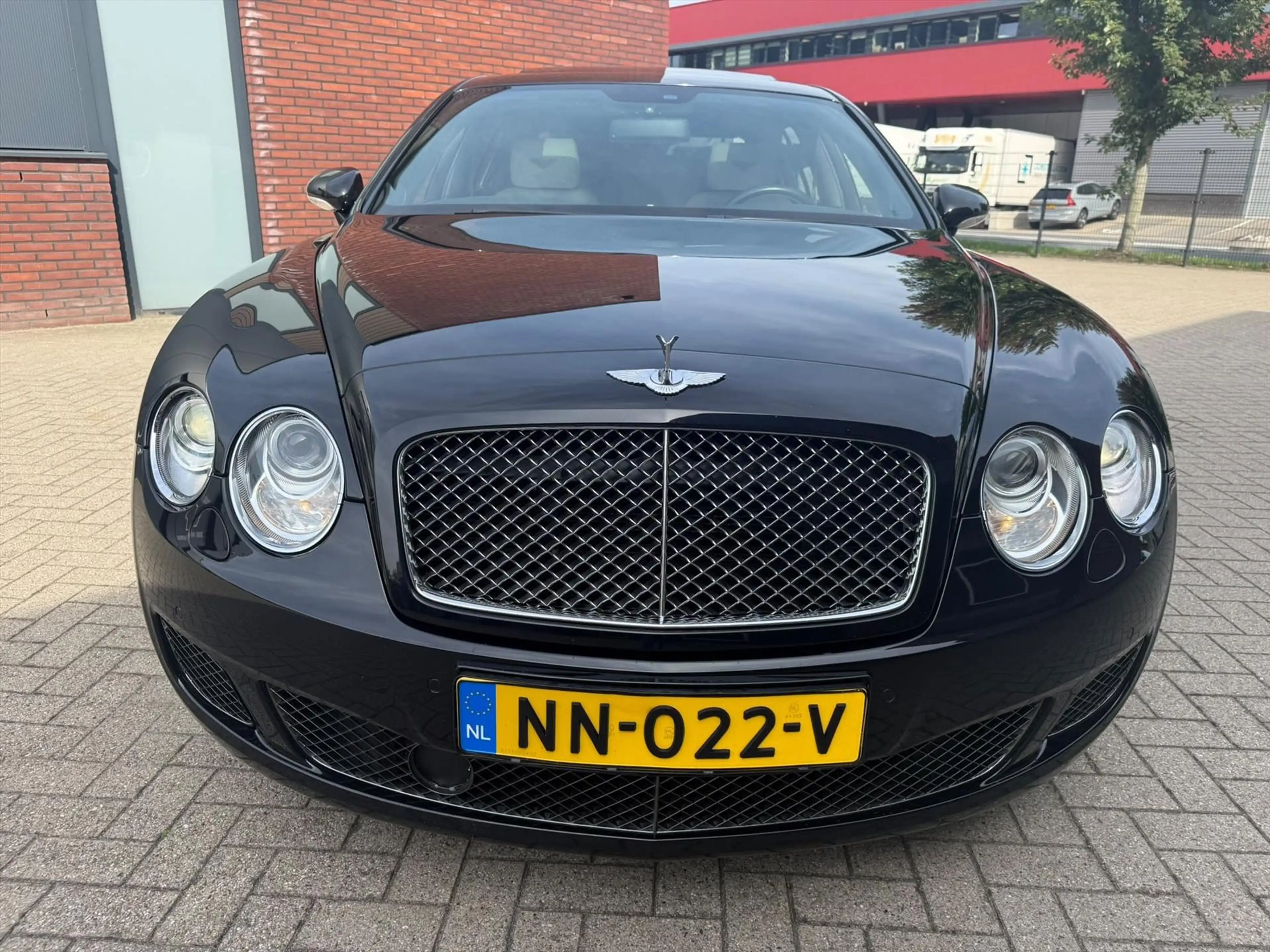 Bentley Flying Spur Continental 6.0 W12 SPEED AUT — photo 4