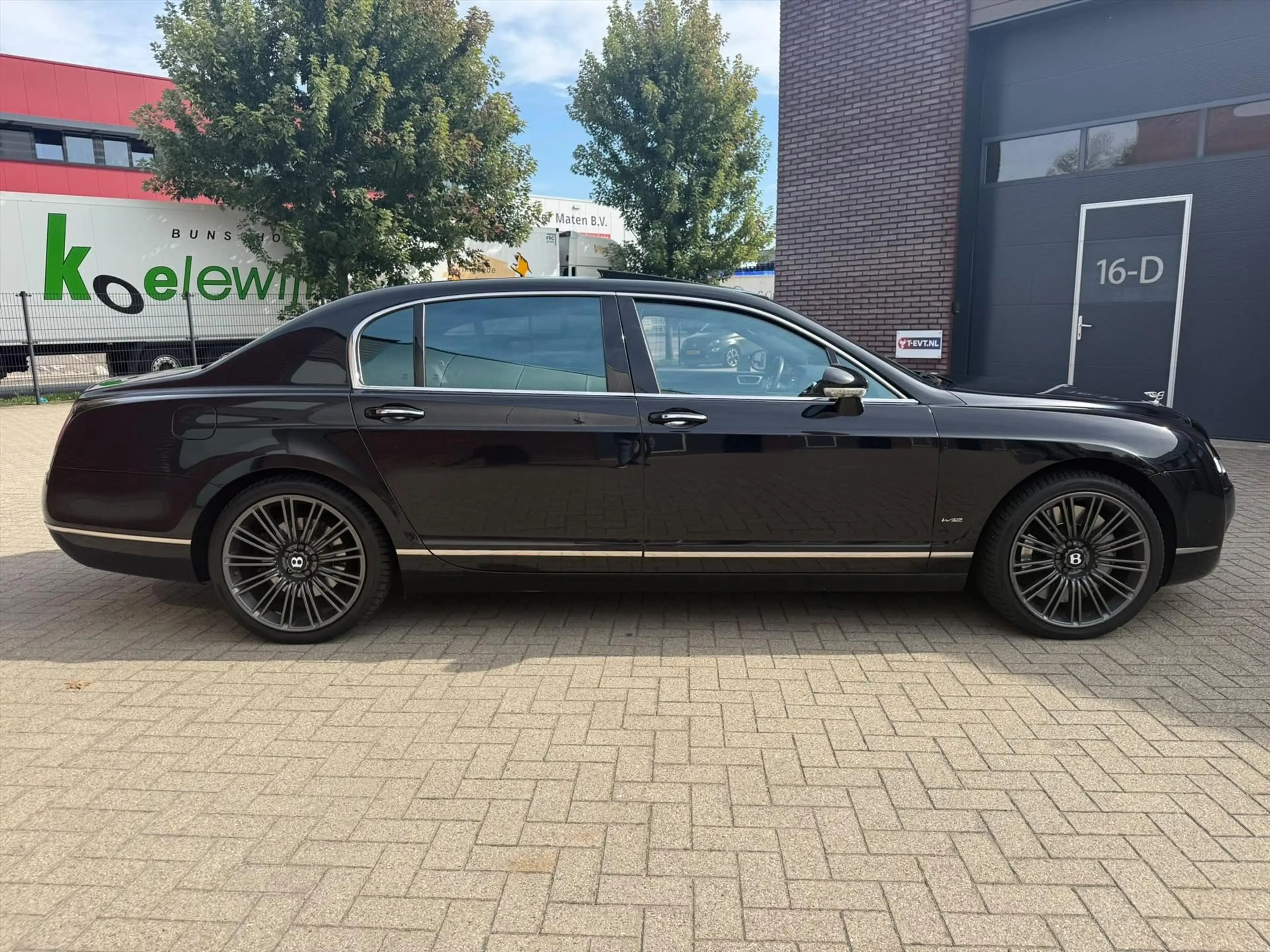Bentley Flying Spur Continental 6.0 W12 SPEED AUT — photo 2
