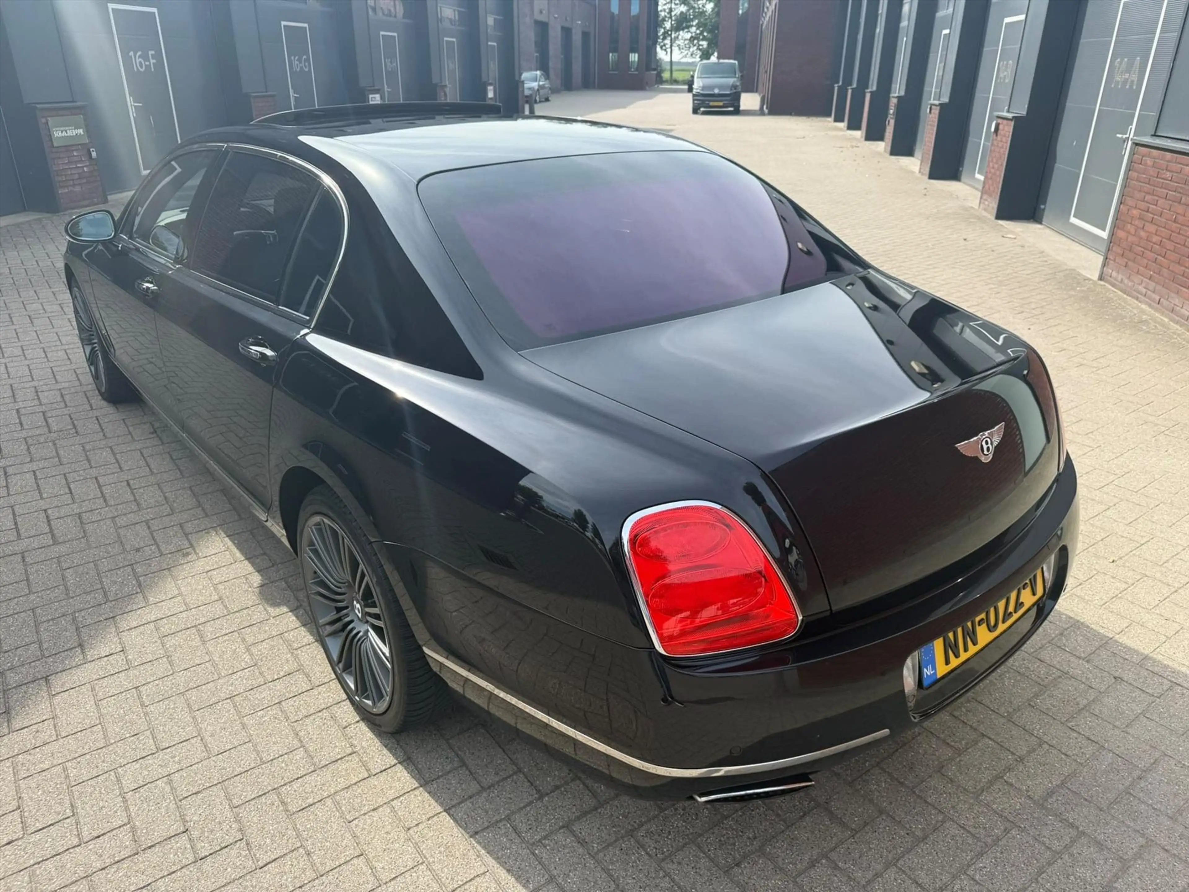 Bentley Flying Spur Continental 6.0 W12 SPEED AUT — photo 14