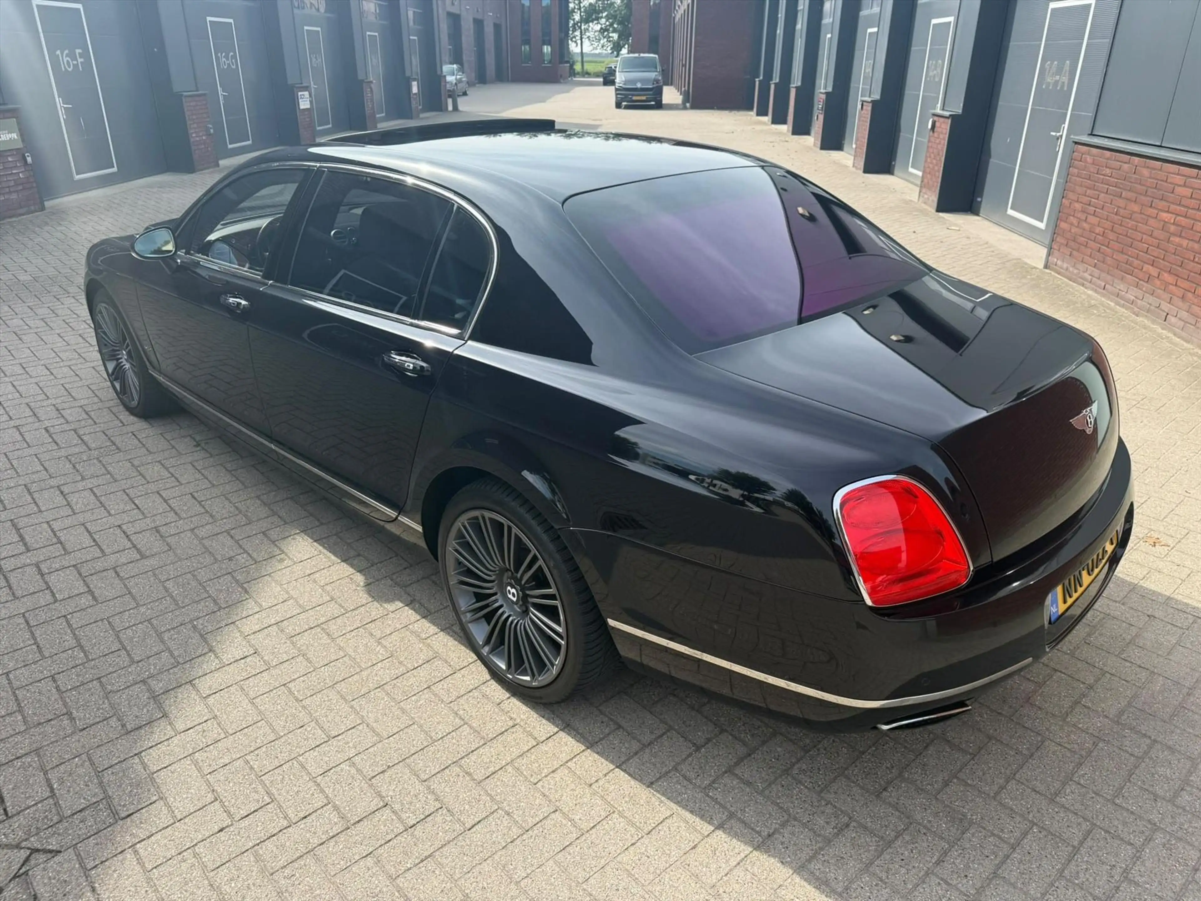 Bentley Flying Spur Continental 6.0 W12 SPEED AUT — photo 9
