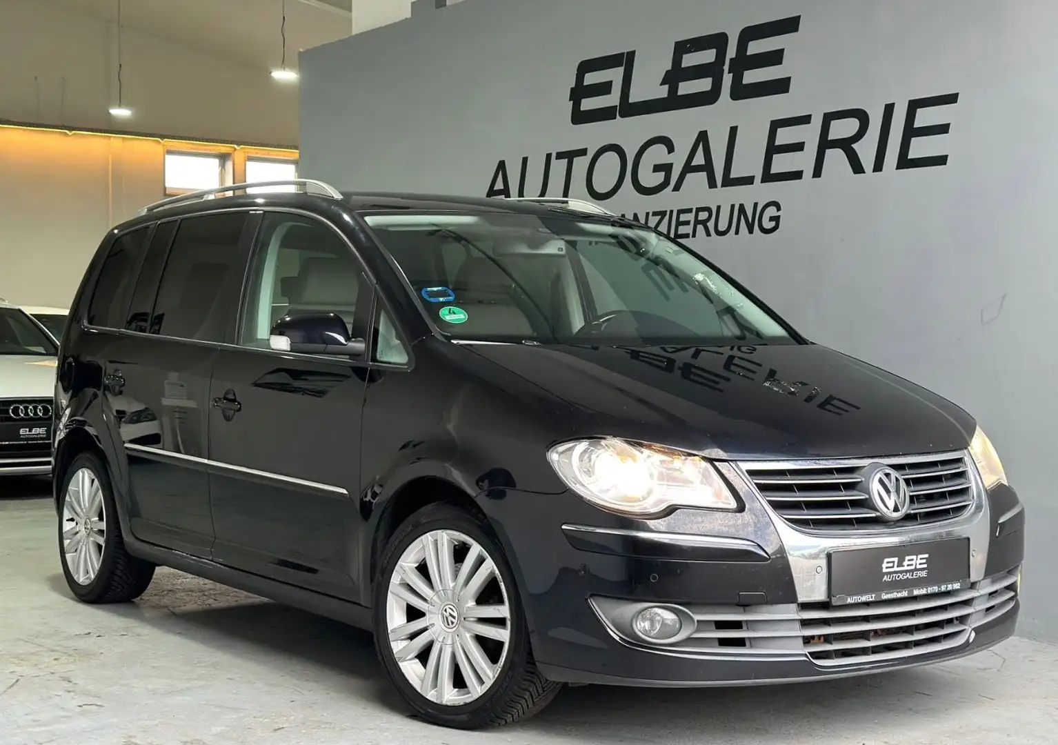 Volkswagen Touran 1.4 TSI DSG Highline Navi/Xenon/Temp/Alu Schwarz - 1
