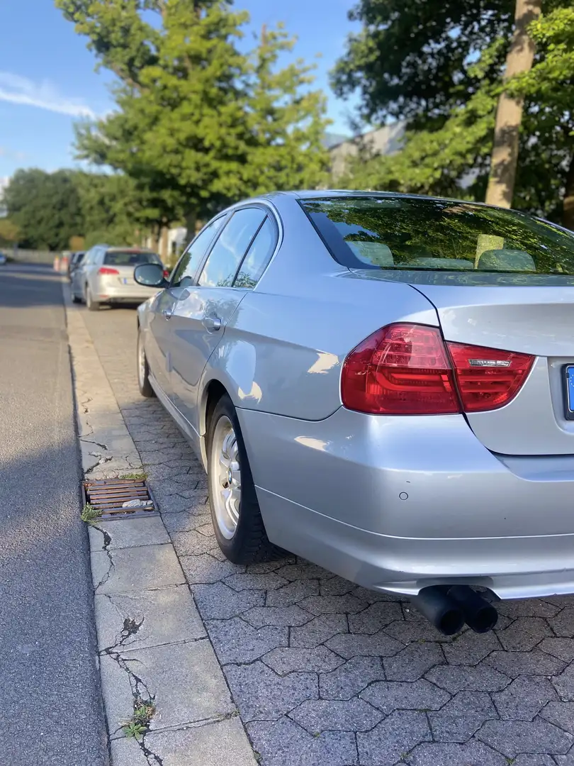 BMW 325 325i 3.0 - 2