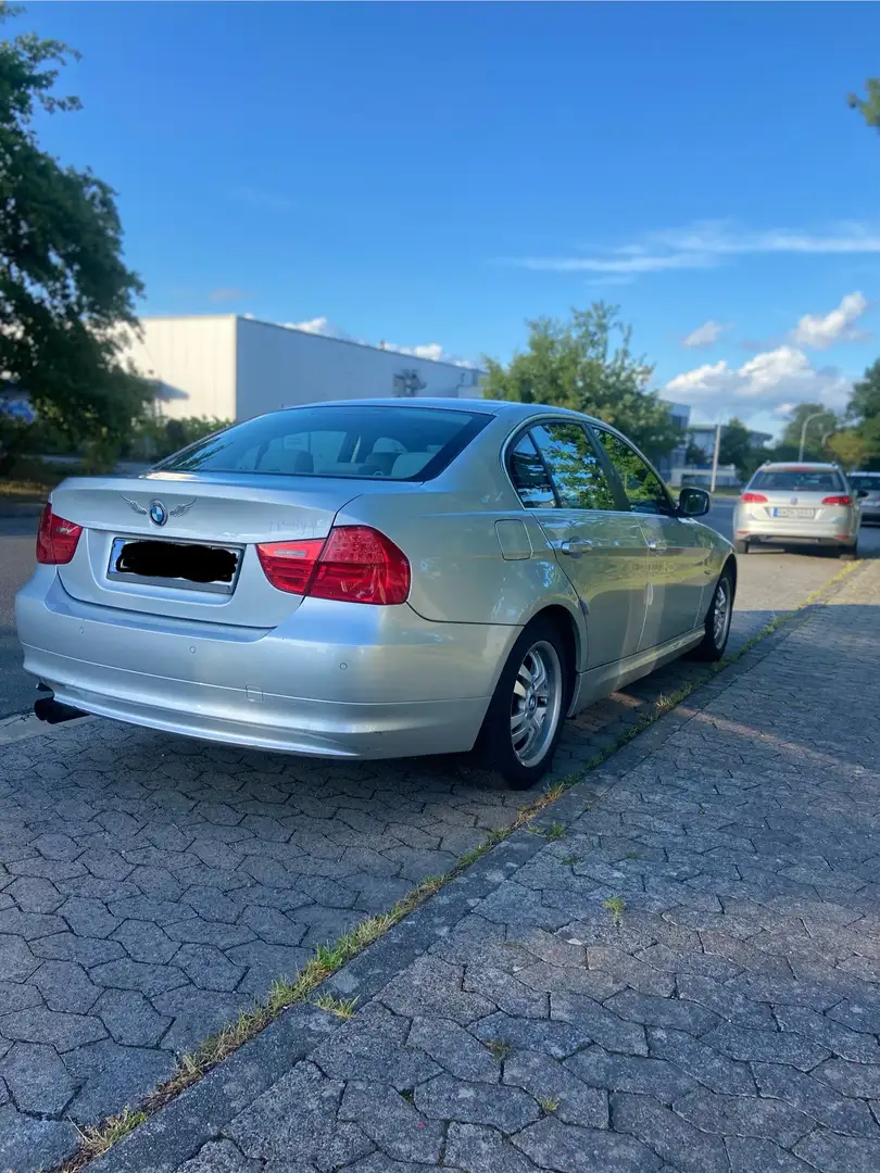 BMW 325 325i 3.0 - 1