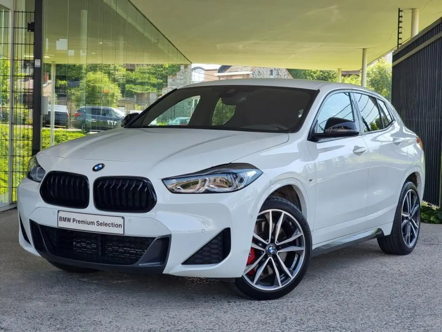 BMW X2 sDrive 18i Blanc - 1