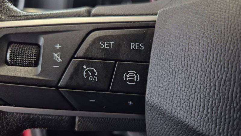 SEAT Arona Arona 1.0 TSI Style Pro *Full Link*Kamera*LED* — photo 9