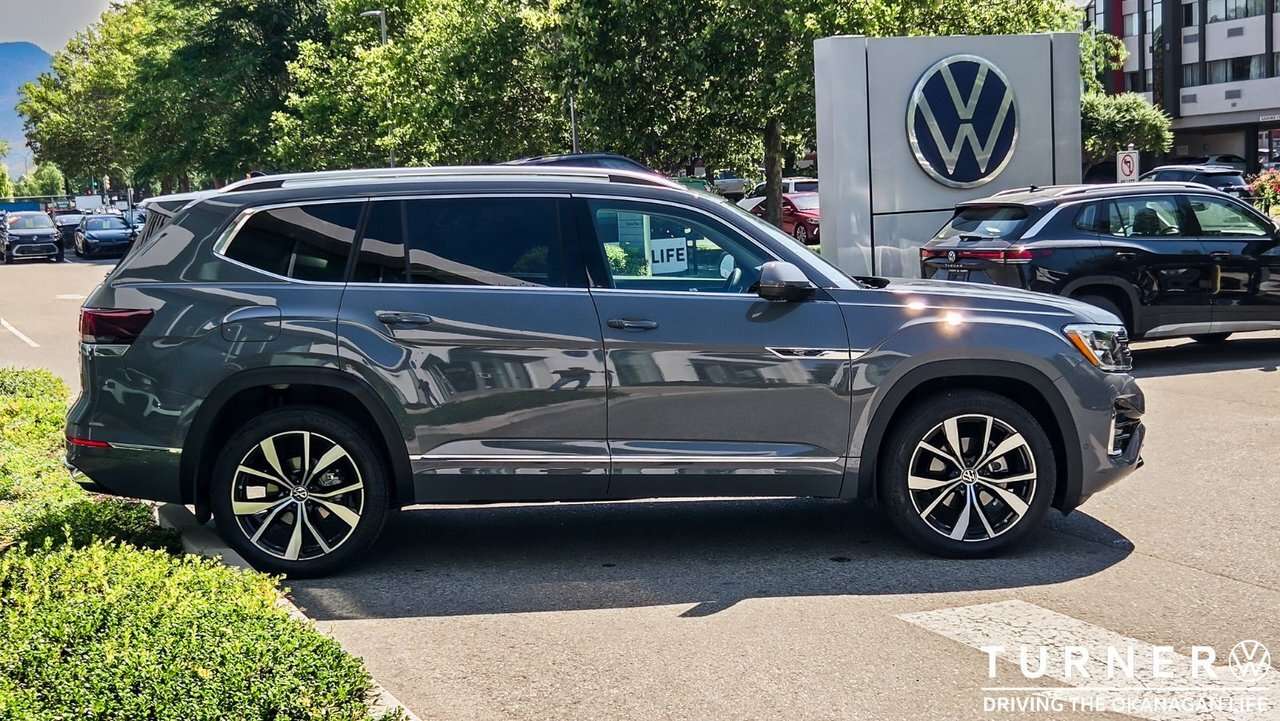 2026 Volkswagen Atlas Execline 2 YEAR 40,000 EXTENDED WARRANTY INCLUDED! — photo 1