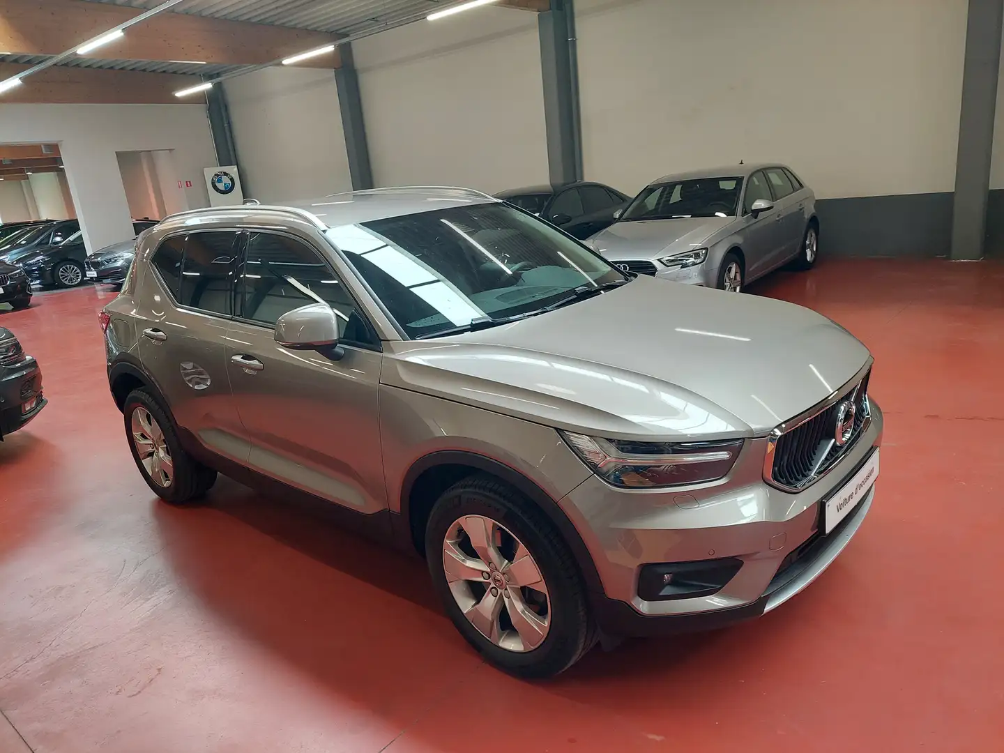 Volvo XC40 1.5i T2 - Geartronic - KeyLess - NAVI - CAM - LED Grijs - 1