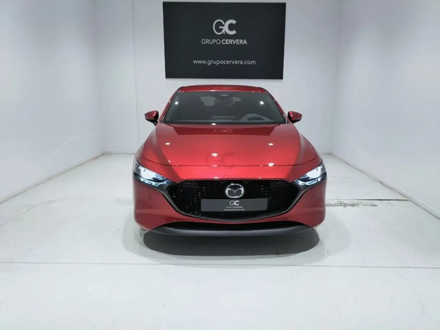 Mazda 3 2.0 e-Skyactiv-G Exclusive-line Aut. 110kW Rouge - 2
