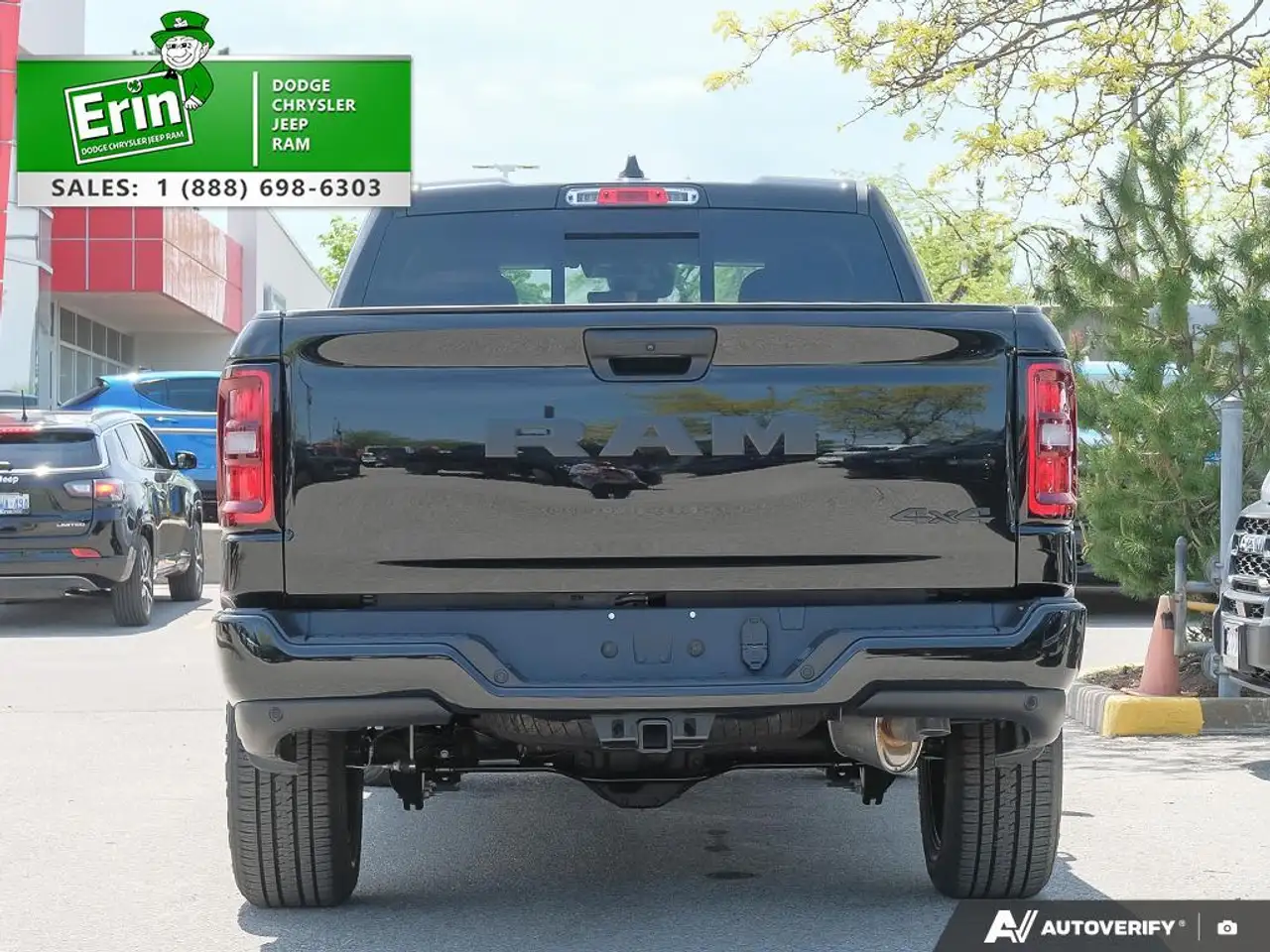 RAM 1500 снимка RAM 1500