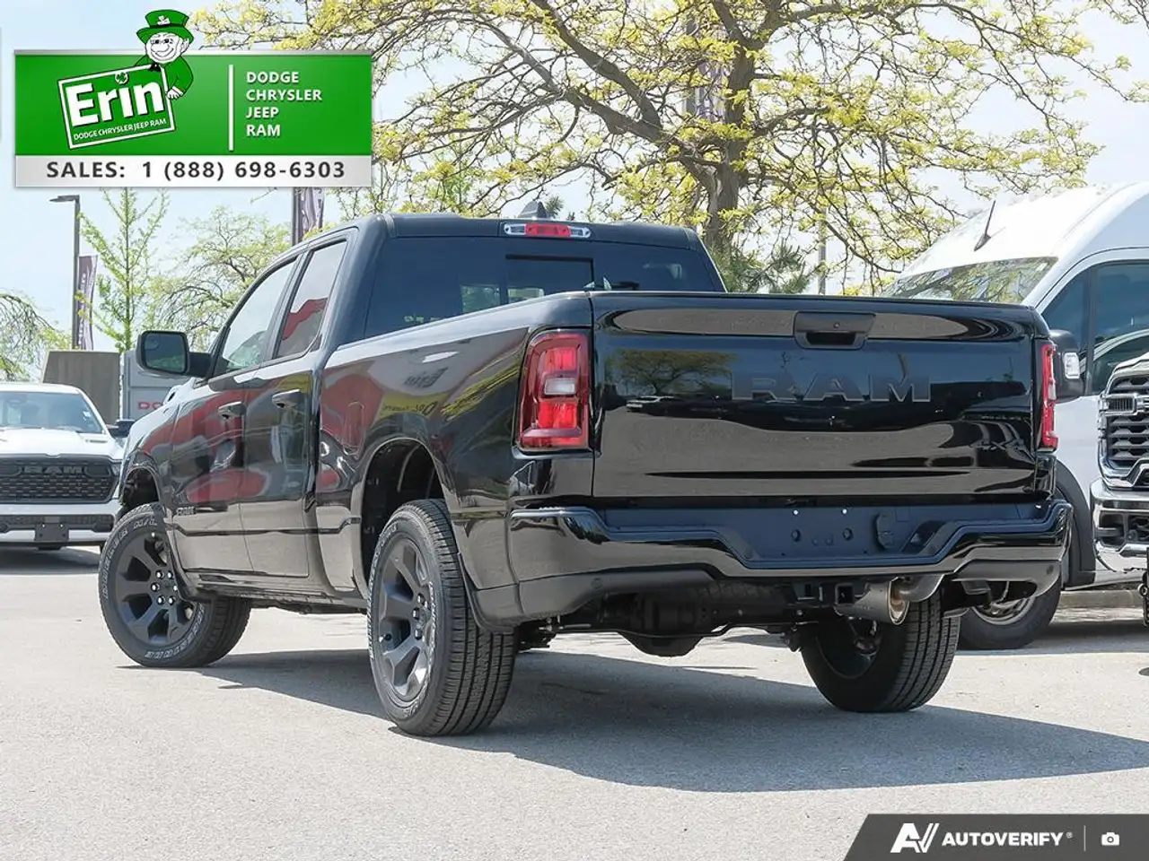 RAM 1500 снимка RAM 1500