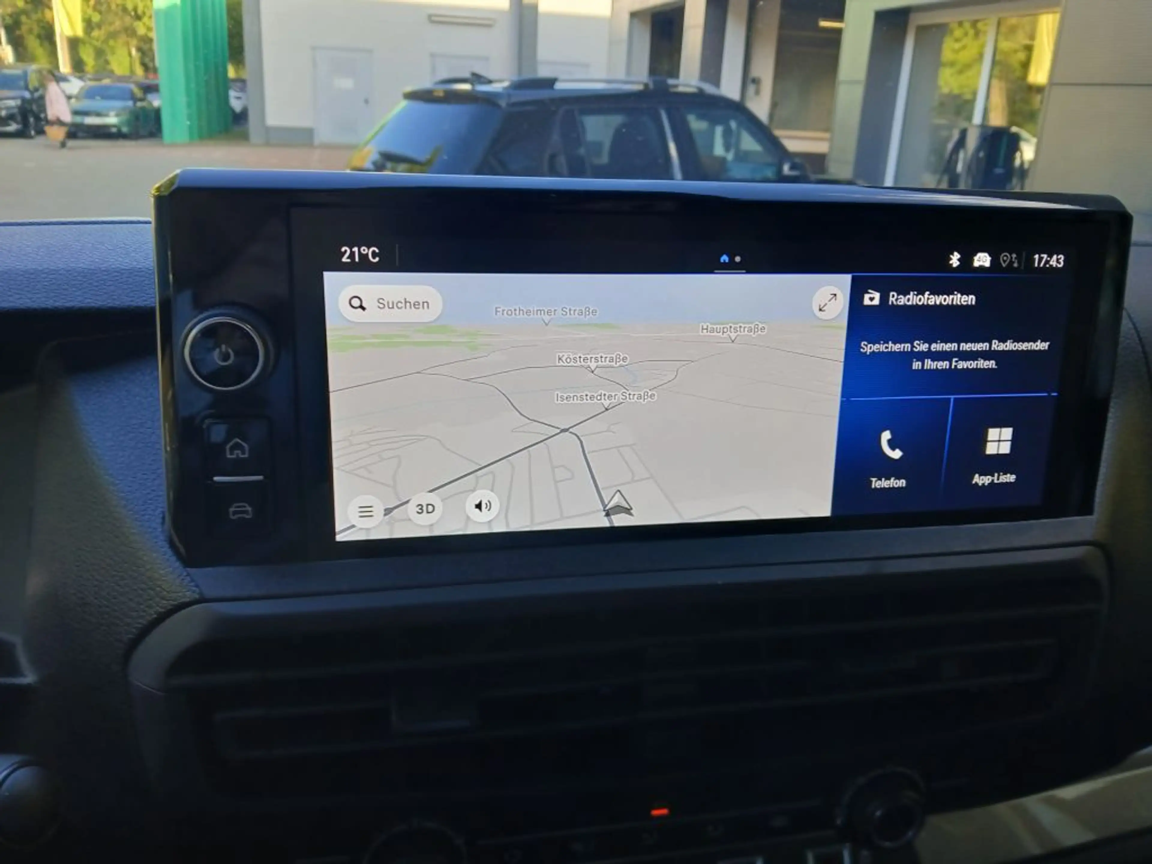 Opel Vivaro 2.2 Diesel 150 — photo 13