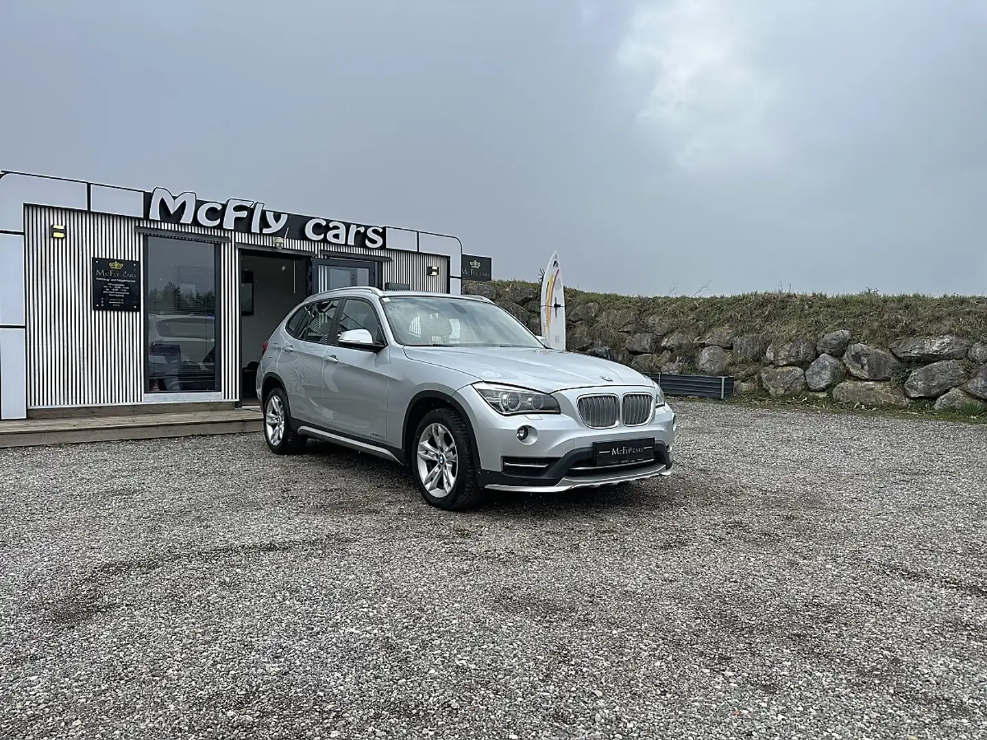 BMW X1 xDrive 20d - ALLRAD - PANORAMADACH - LEDER - ST... Grau - 2