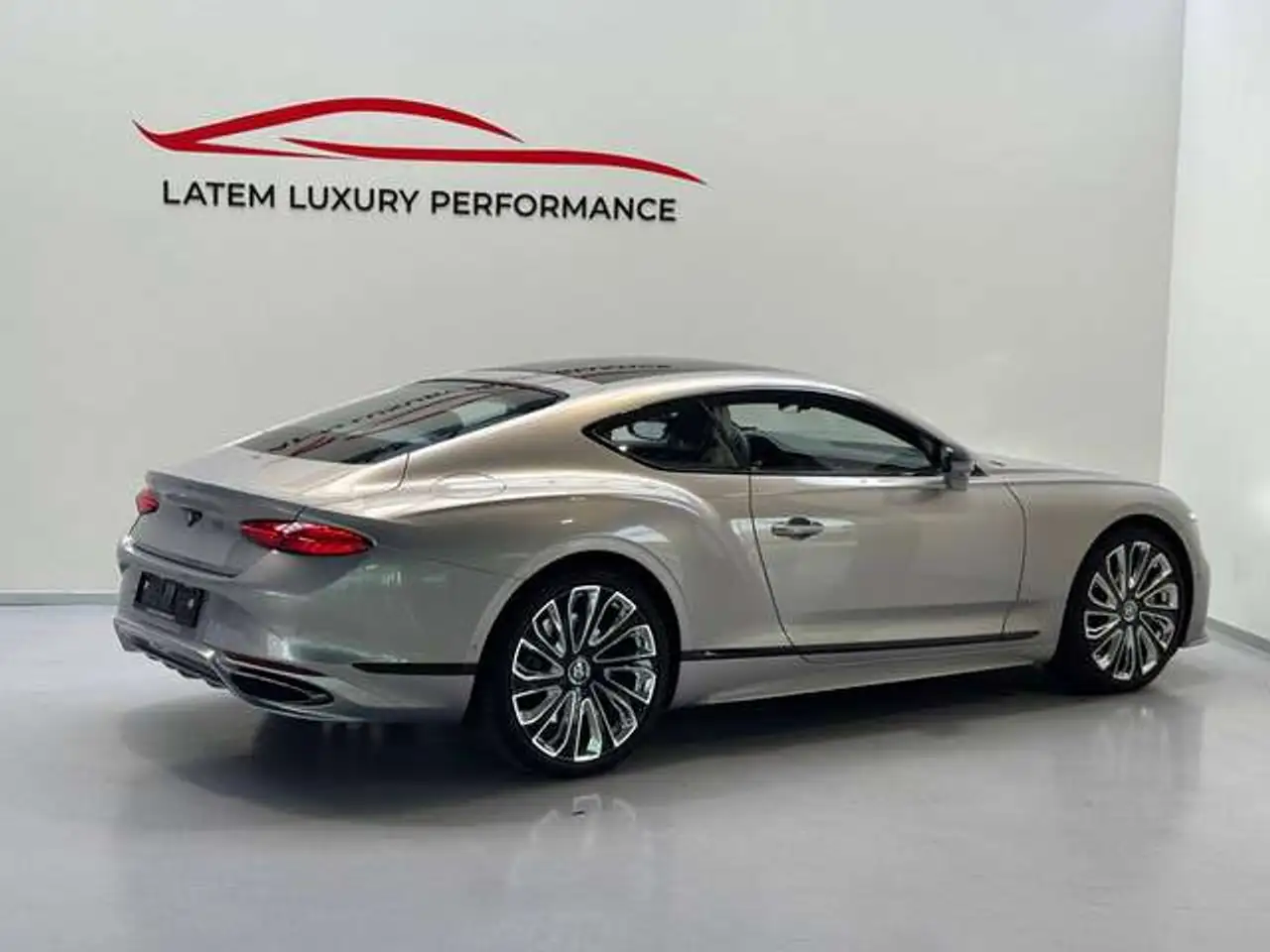 Bentley Continental GT 2025