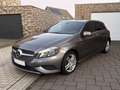 Mercedes-Benz A 200 7G-DCT Urban Grau - thumbnail 1