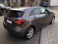 Mercedes-Benz A 200 7G-DCT Urban Grau - thumbnail 3