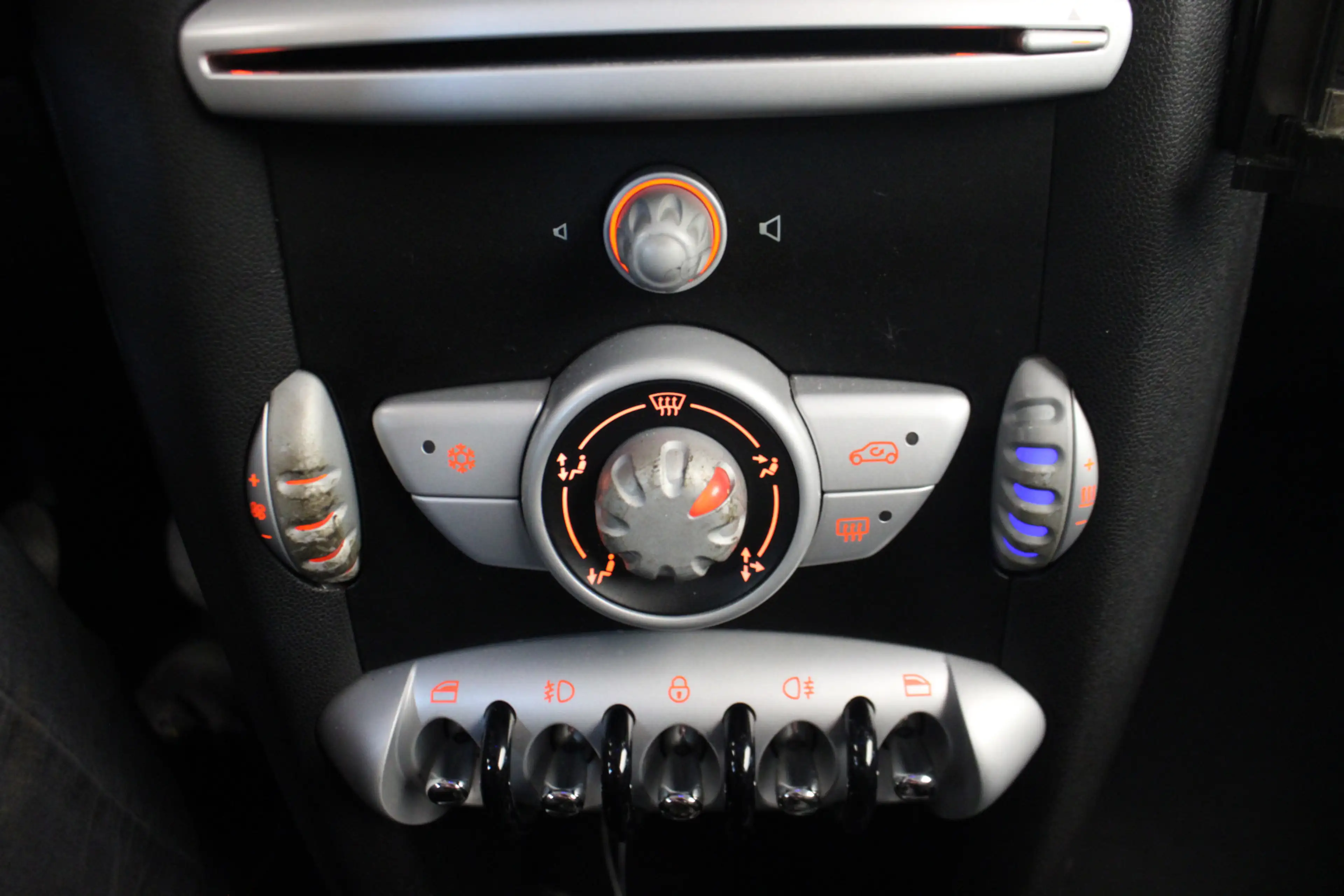 MINI Cooper Clubman Mini 1.6 NAP — photo 11