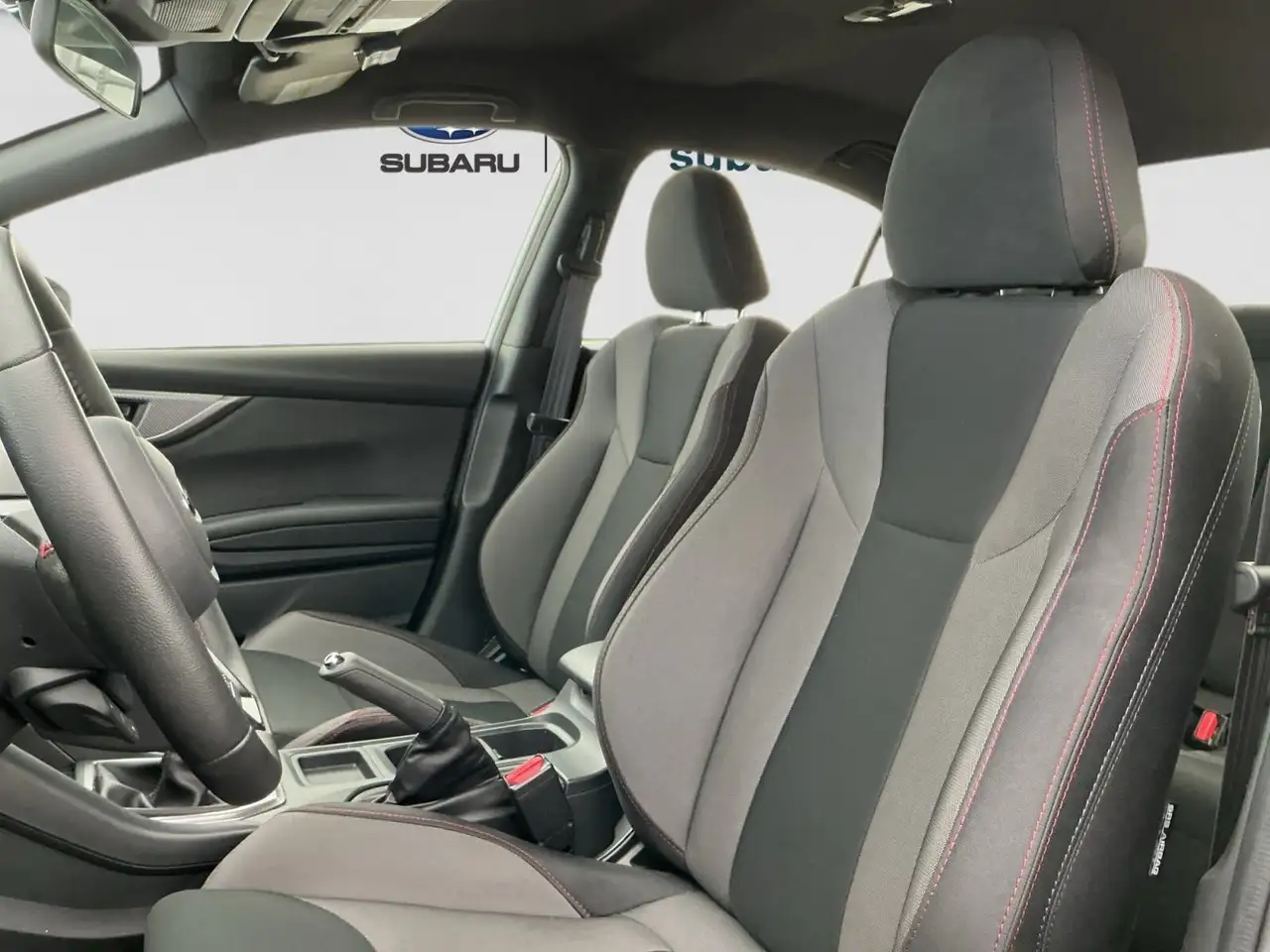 Subaru WRX снимка Subaru WRX