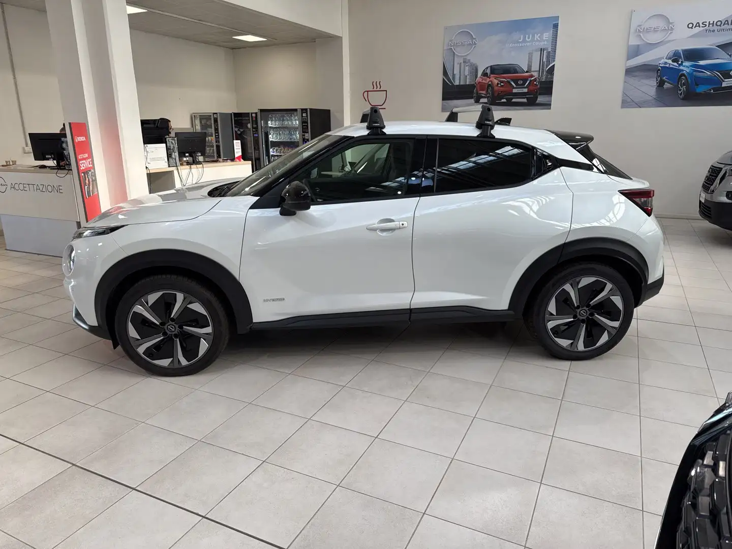 Nissan Juke Juke 1.6 HEV N-Connecta Bianco - 2