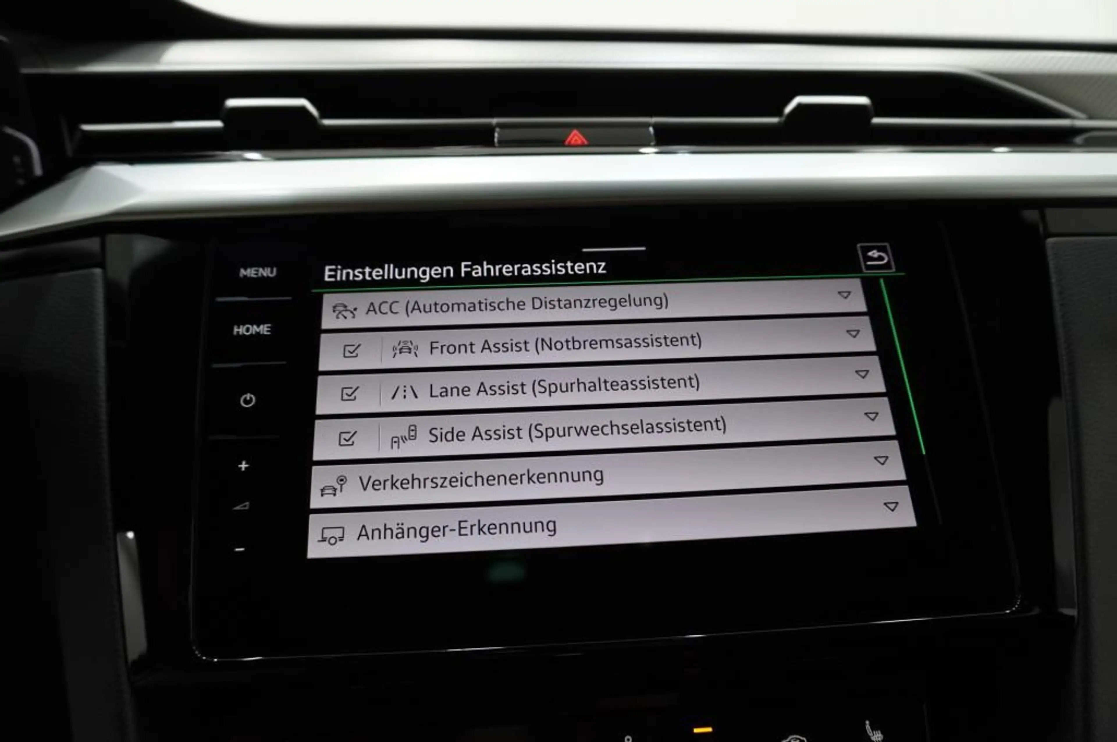 Volkswagen Arteon Shooting Brake 2.0 TDi 4Motion DSG Carbon — photo 15