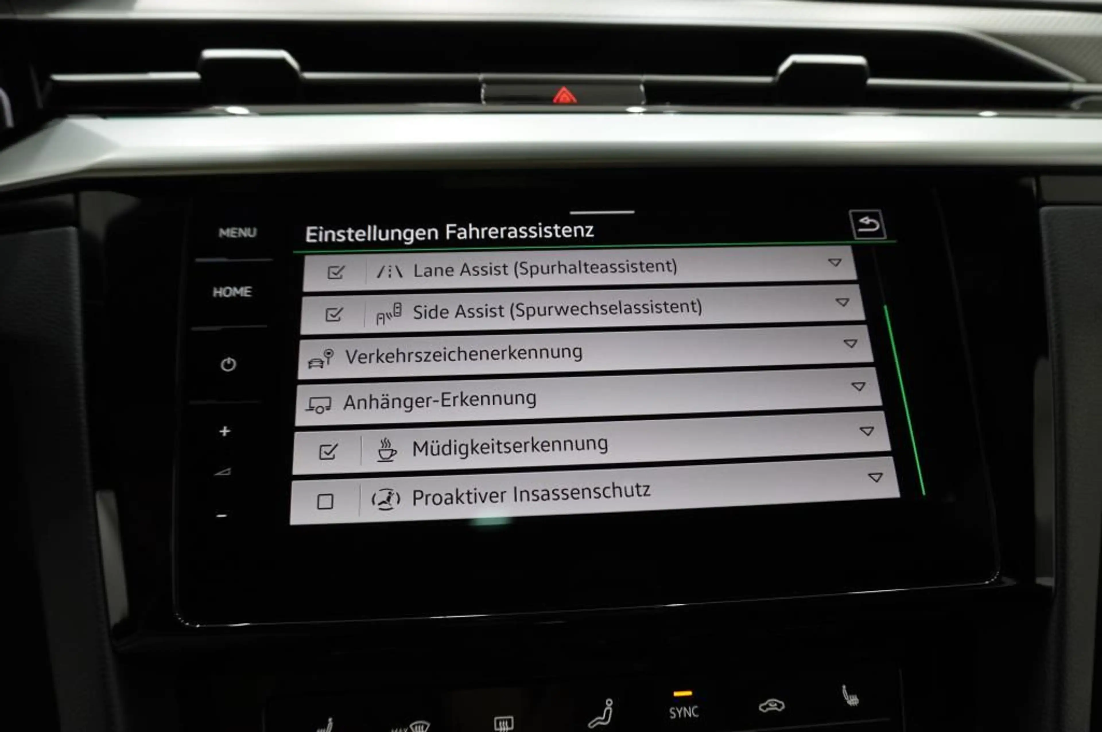 Volkswagen Arteon Shooting Brake 2.0 TDi 4Motion DSG Carbon — photo 14