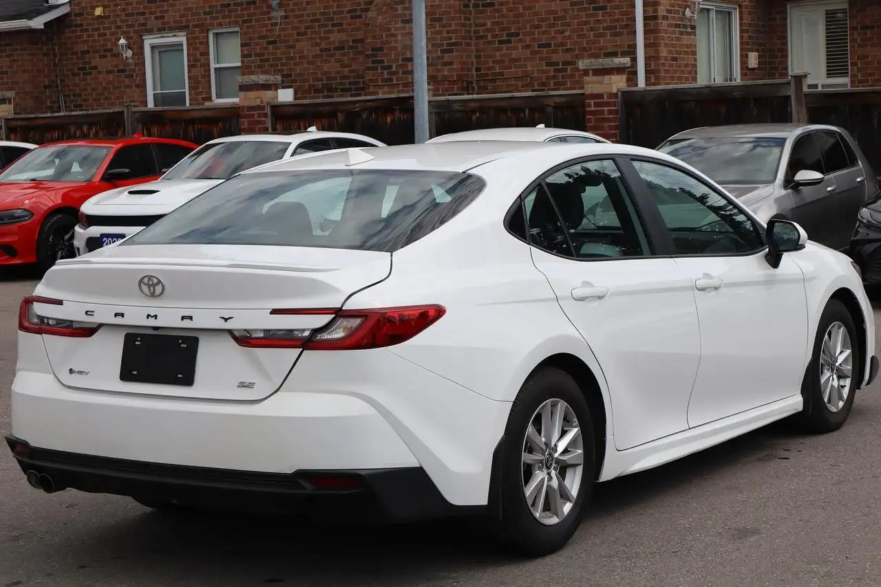 Toyota Camry photo Toyota Camry