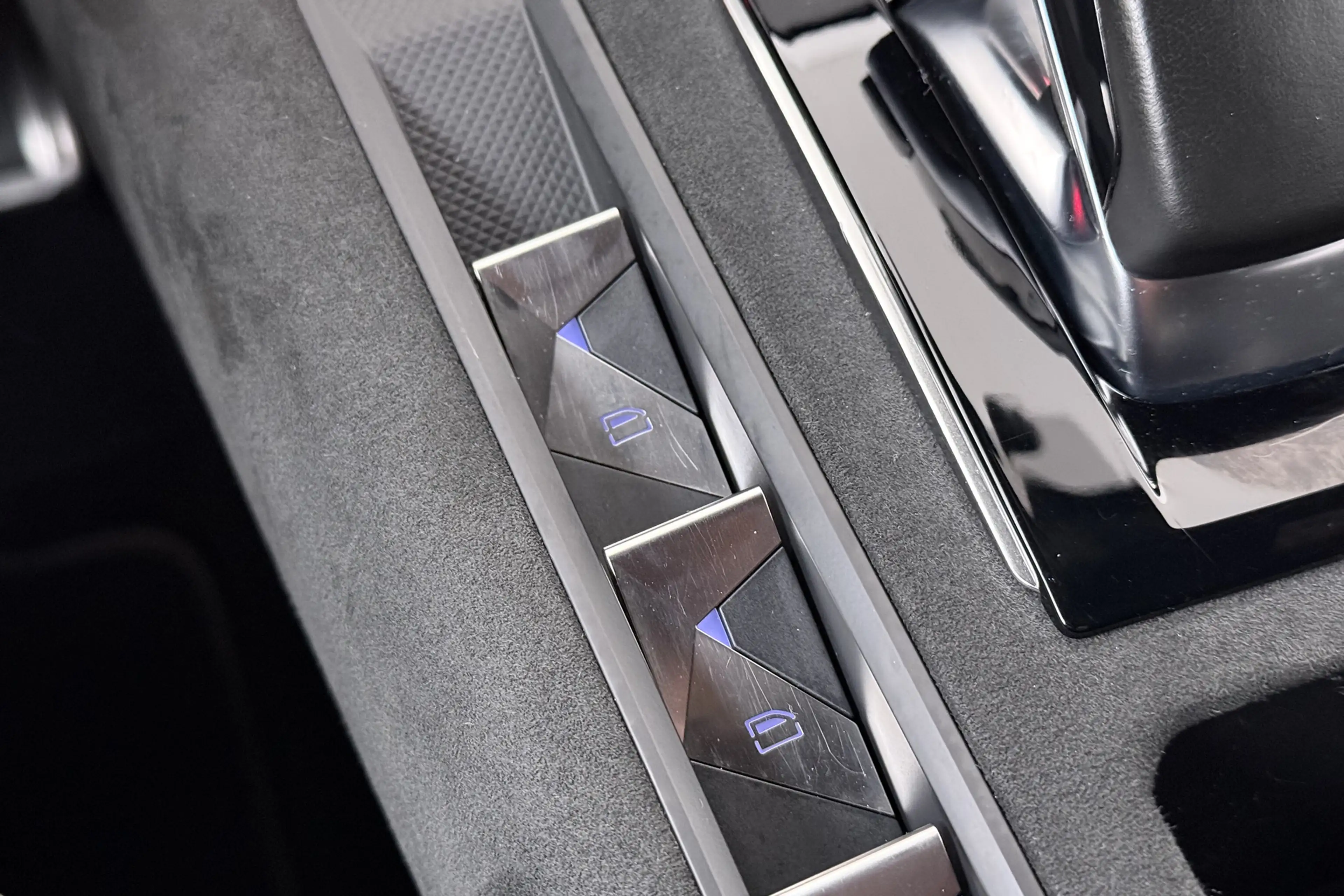 DS Automobiles DS 7 Crossback E-Tense PHEV Performance Line Camera 19'LMV Carpla — photo 29