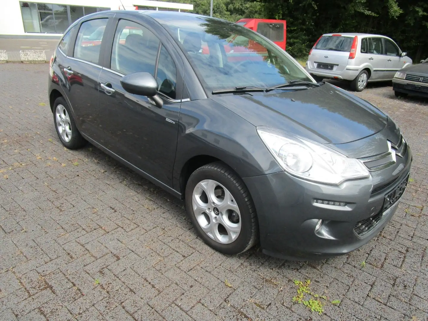 Citroen C3 PureTech VTi 82 Exclusive Grijs - 2