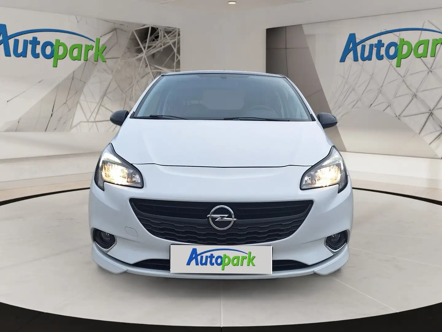 Opel Corsa E 1,4 Turbo Black&White OPC Line Weiß - 2