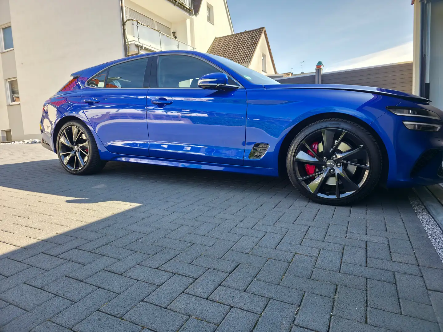 Genesis G70 Shooting Brake Sport Line Technik&Komfort Paket Blau - 1