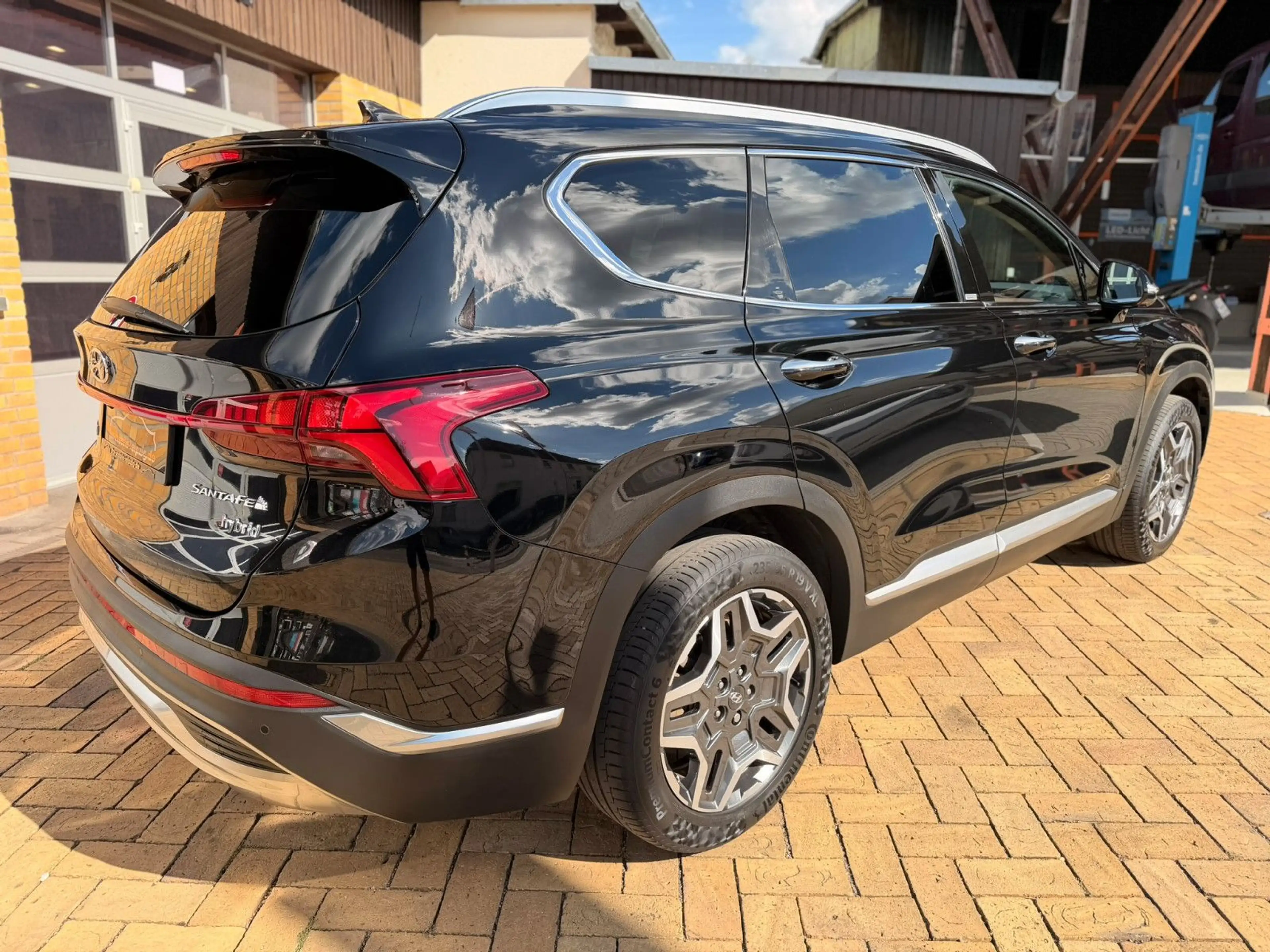 Hyundai SANTA FE Prime Hybrid 4WD Leder LED Krell 360° — photo 4