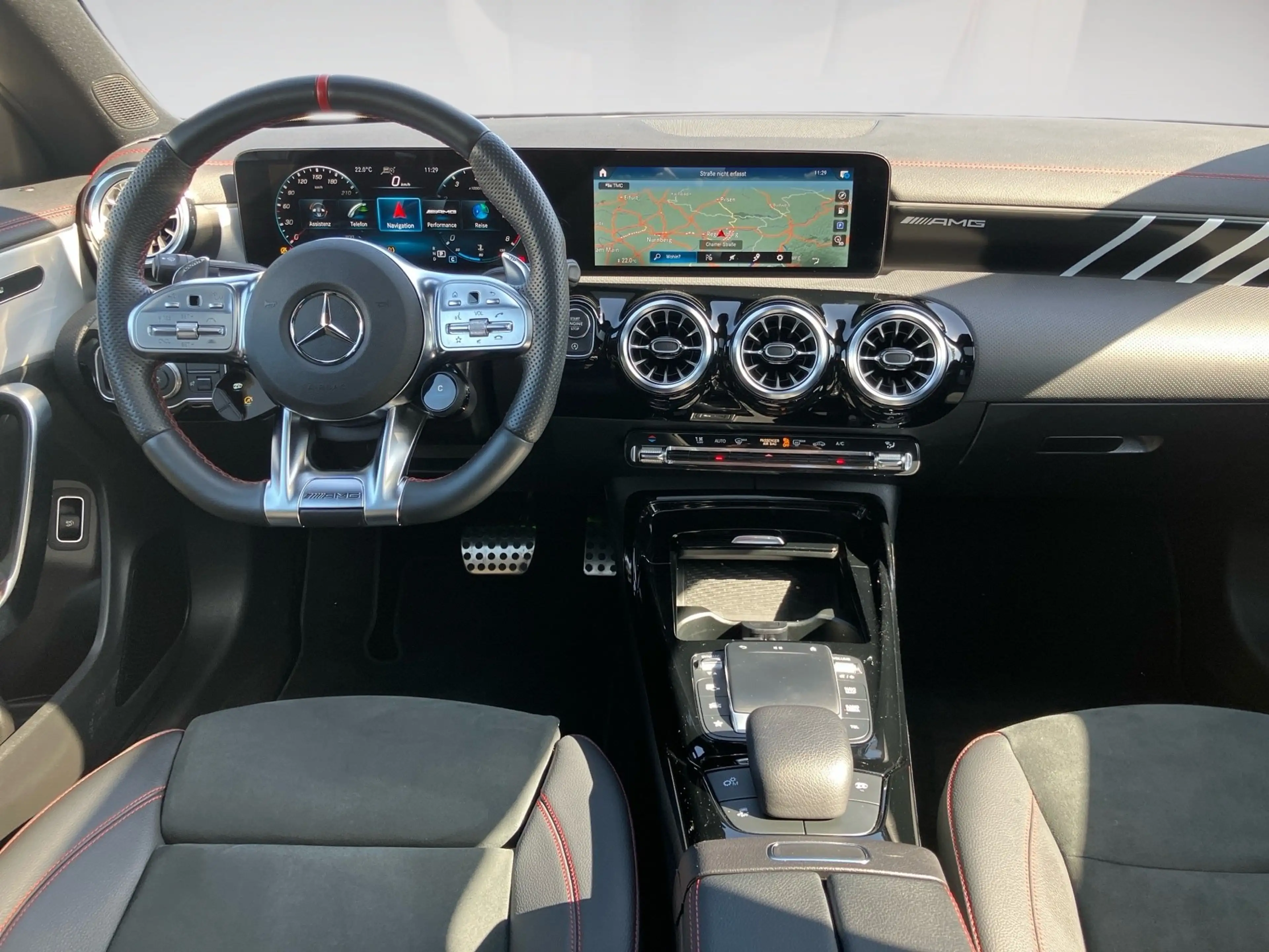 Mercedes-Benz CLA 45 AMG CLA AMG 45 4MATIC 2.0CGI 421PS.DCT.LED.NAVI.LEDER. — photo 11