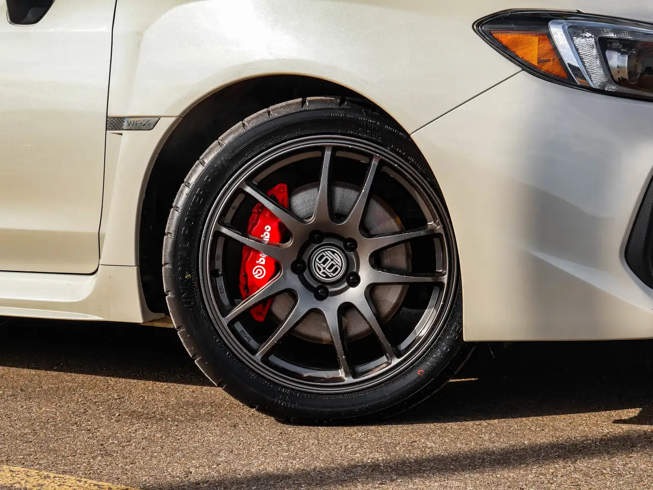Subaru WRX снимка Subaru WRX