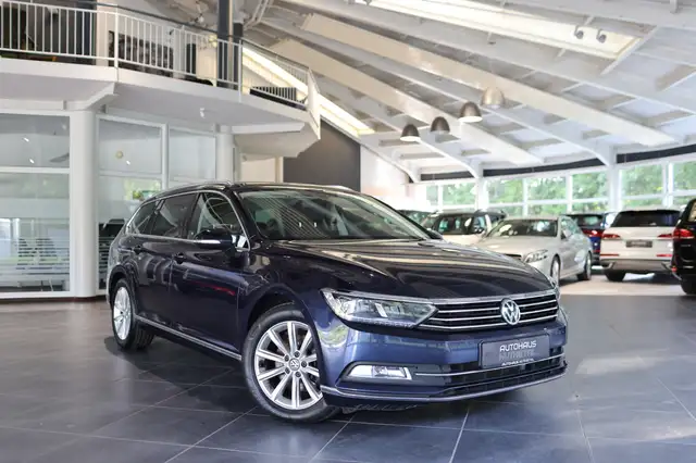2015 Volkswagen Passat in Blue for sale