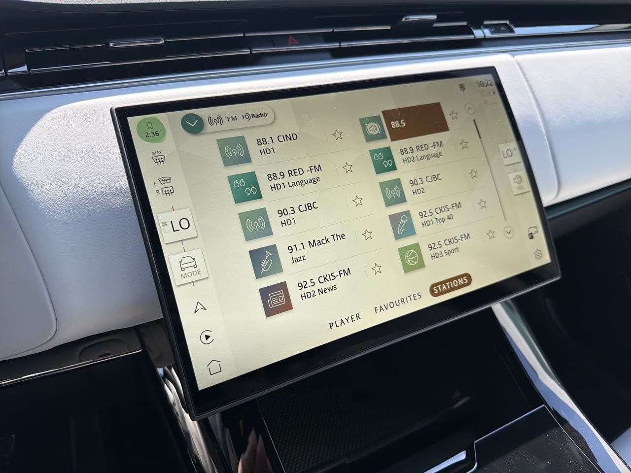2026 Land Rover Range Rover Sport P400 Dynamic SE thumb 13