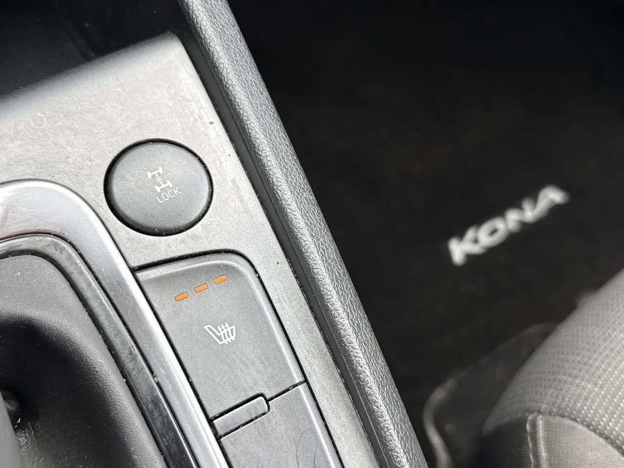 Hyundai KONA photo Hyundai KONA