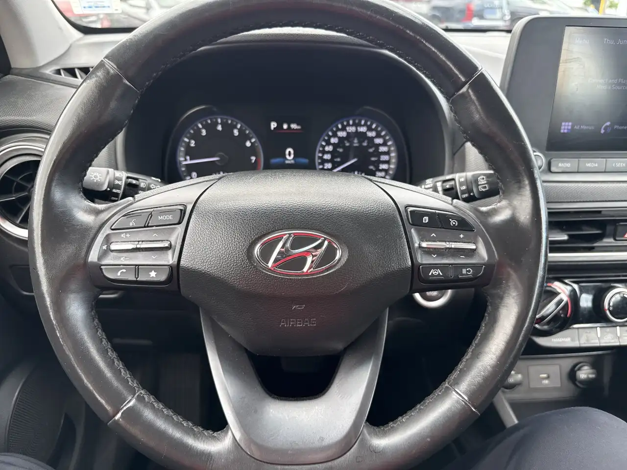 Hyundai KONA photo Hyundai KONA