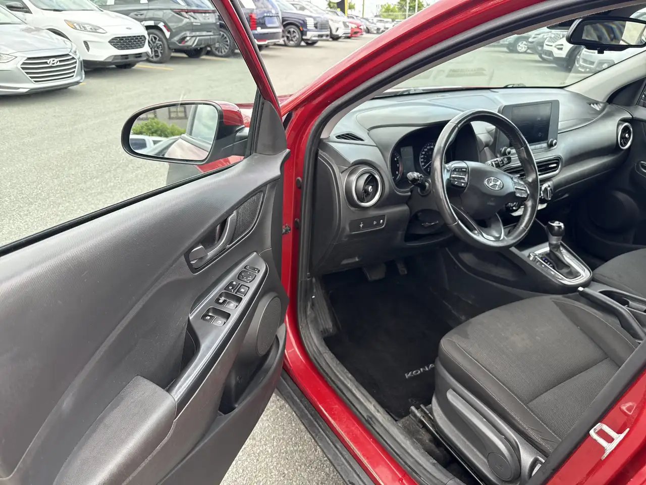 Hyundai KONA photo Hyundai KONA
