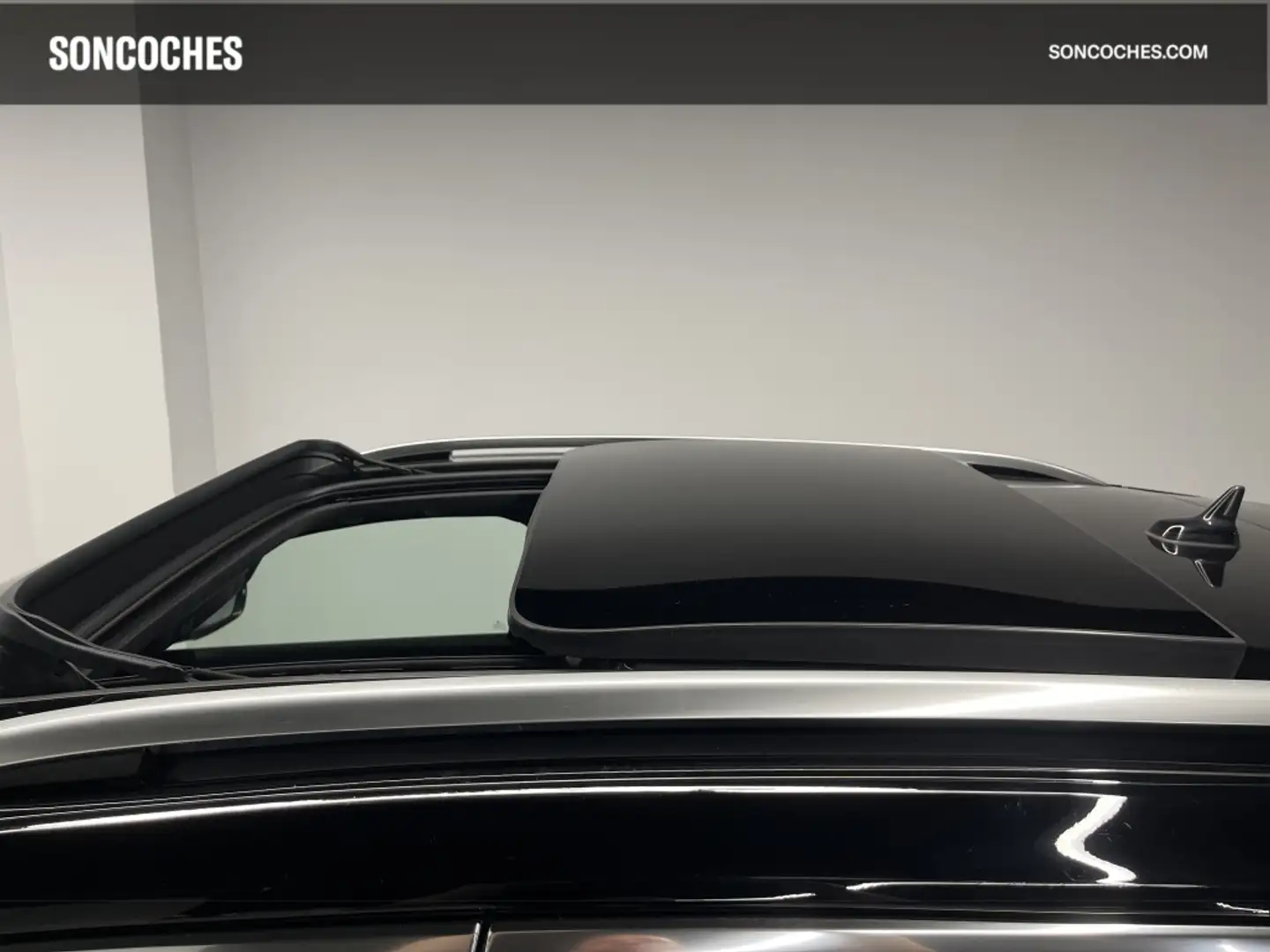 Volkswagen T-Roc 2.0 TSI Sport 4Motion DSG7 Grijs - 2