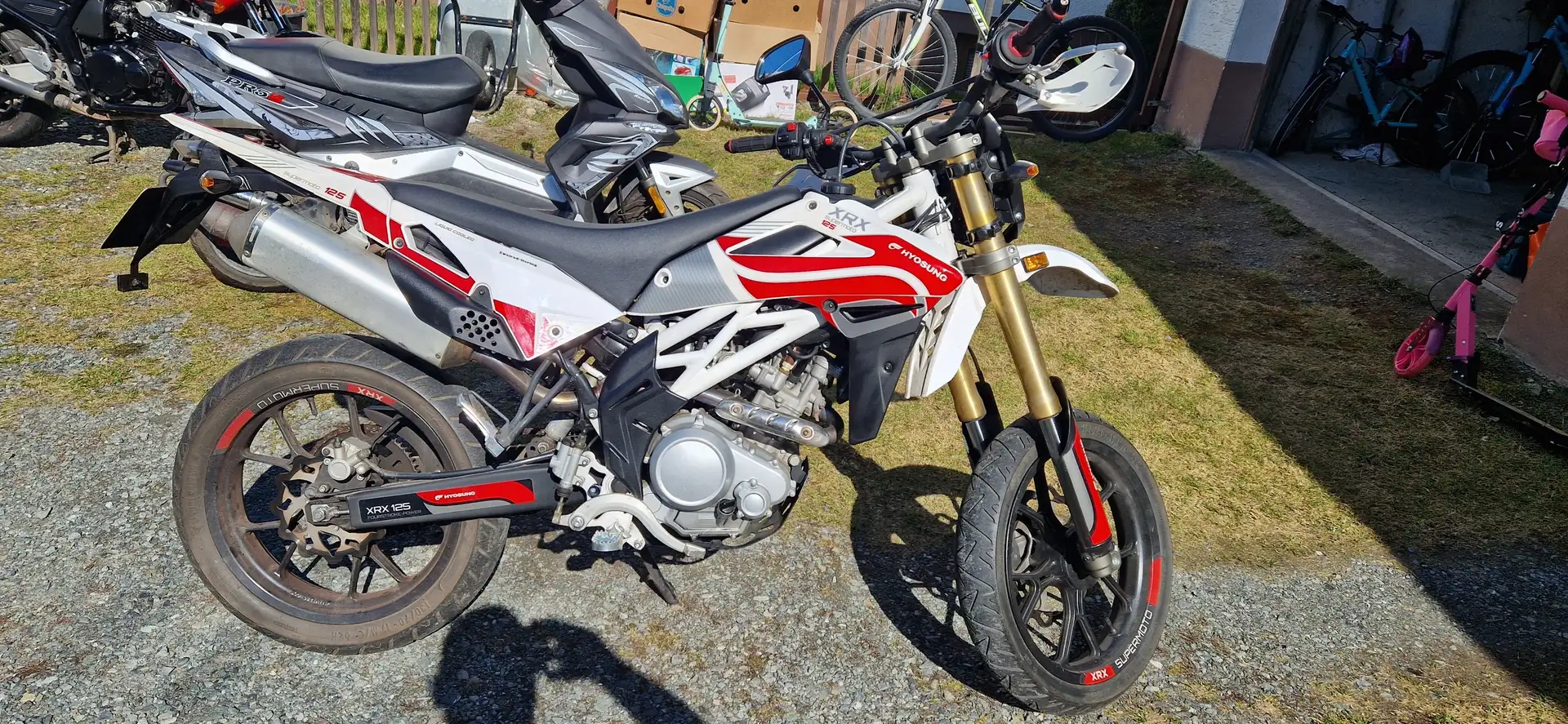 Hyosung XRX 125 Weiß - 2