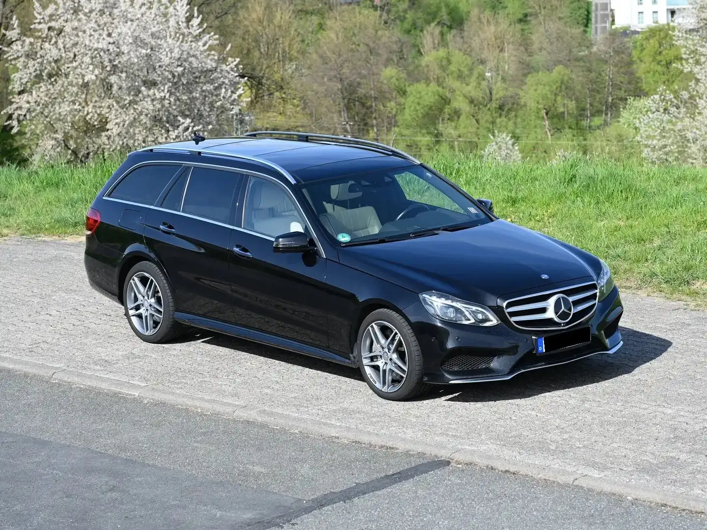 Mercedes-Benz E 500 E 500 T 4Matic 7G-TRONIC Avantgarde Noir - 1